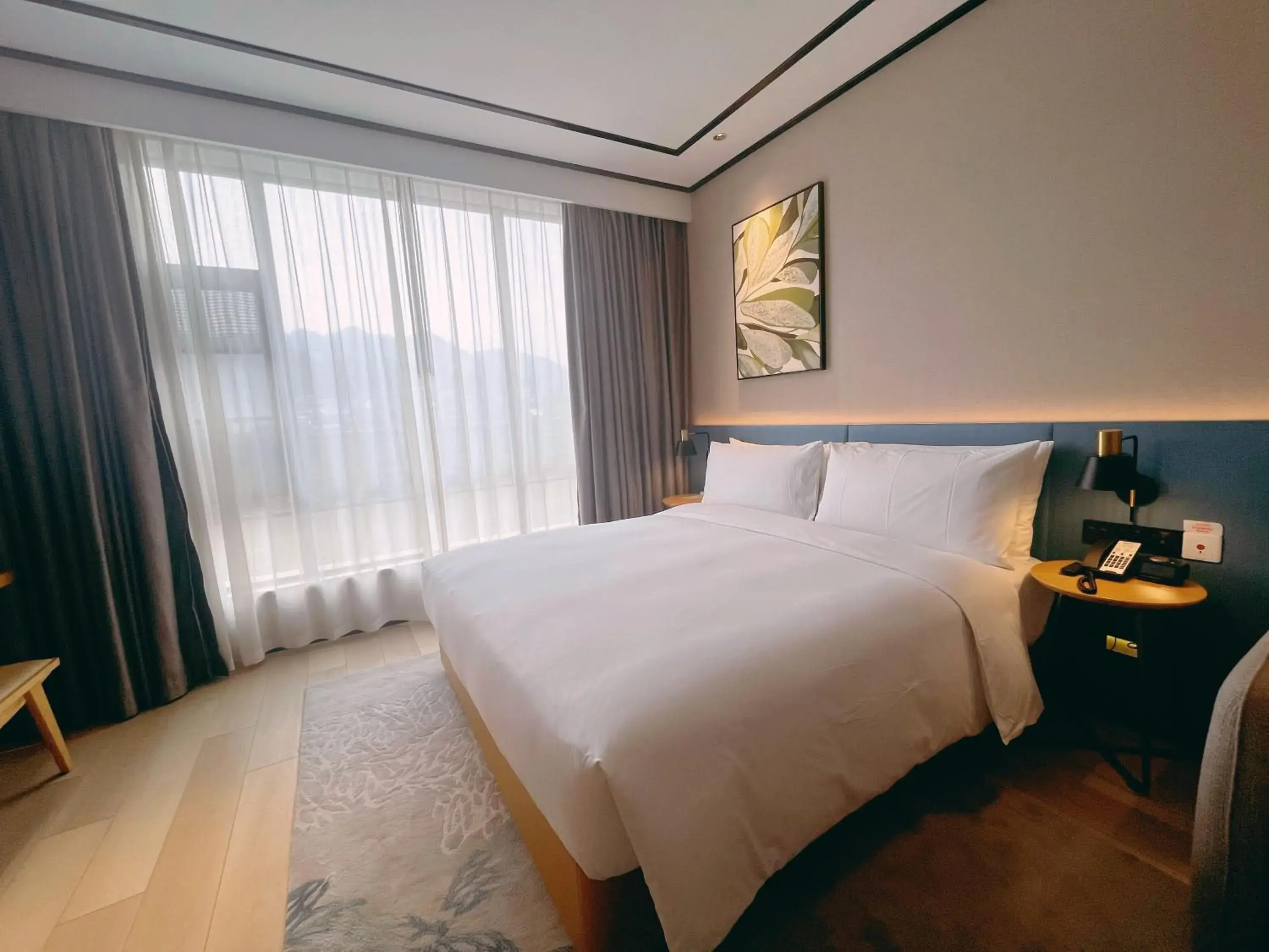 King Room - Mobility Accessible in Hilton Garden Inn Guizhou Maotai Town King Room - Mobility Accessible in Hilton Garden Inn Guizhou Maotai Town
