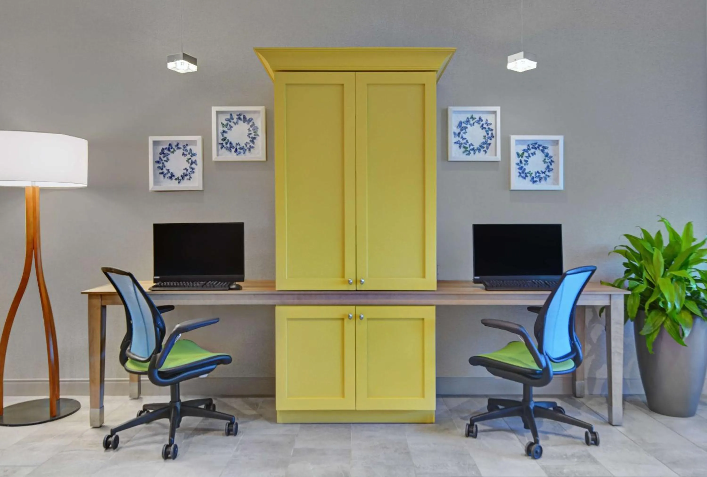 Lobby or reception in Home2 Suites by Hilton Fort Myers Colonial Blvd