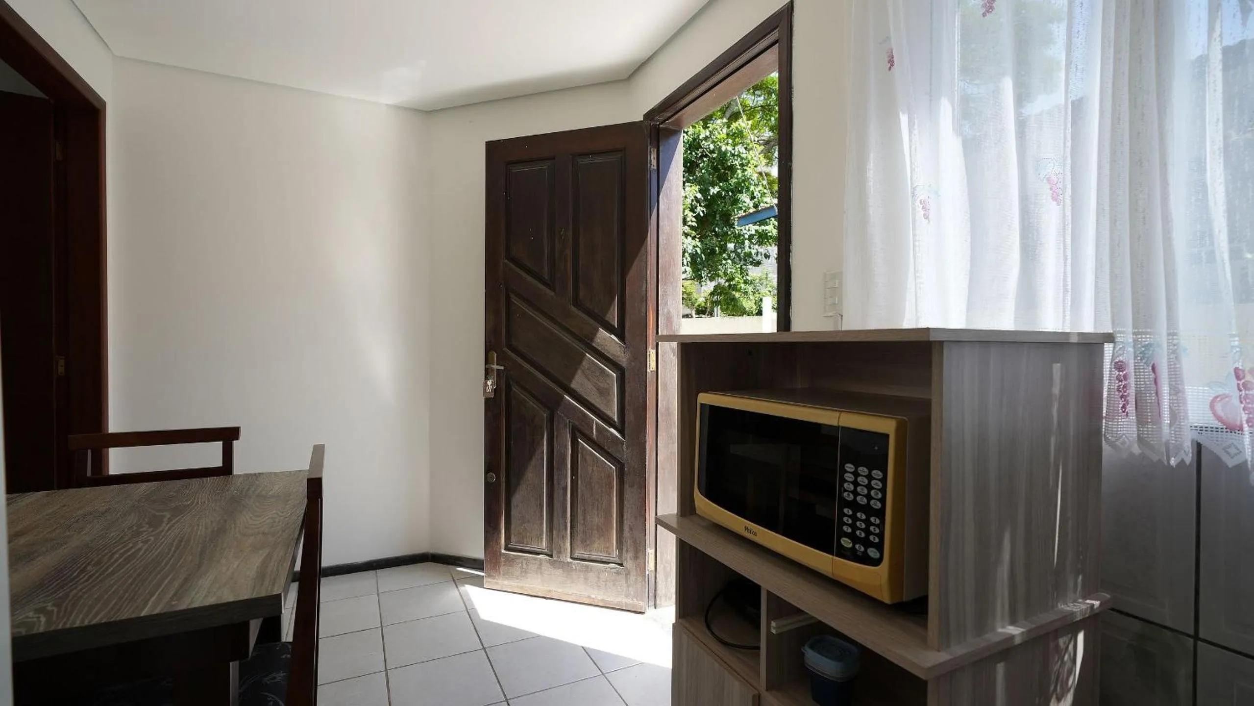 Residencial Adolfo - Mestre Naro