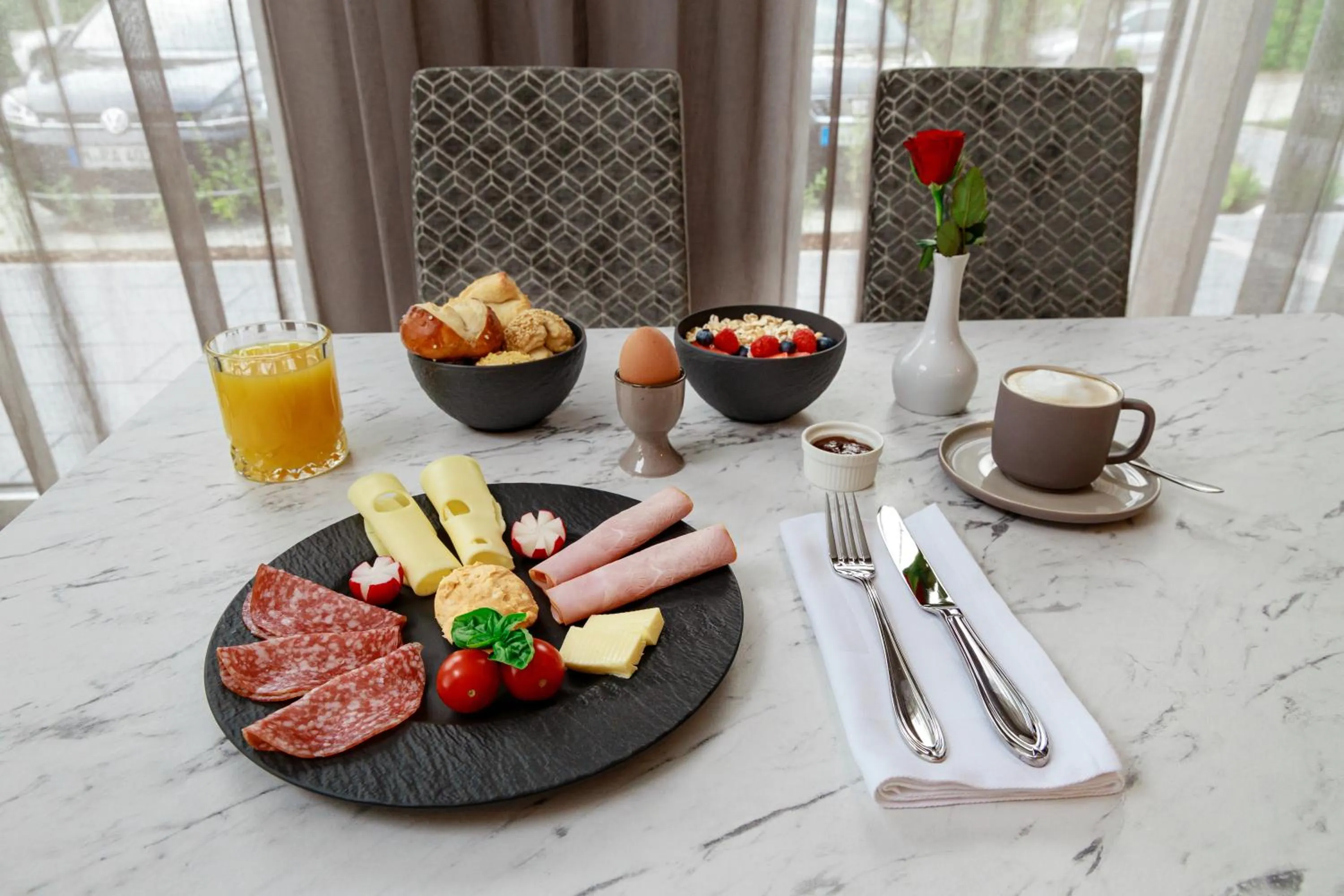Breakfast in Herzl Hotel bei Erding