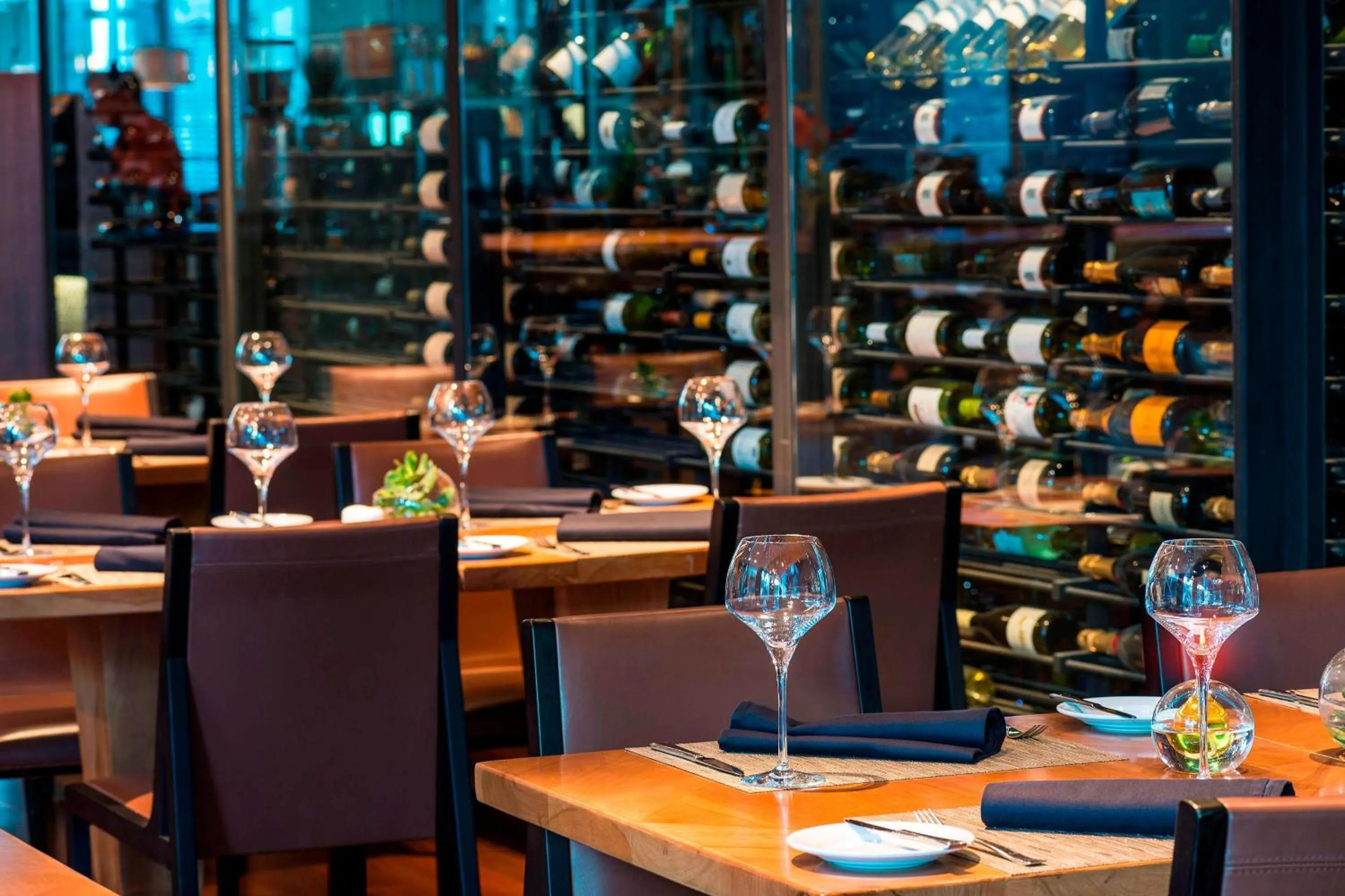 Restaurant/places to eat in Renaissance Santiago by Marriott