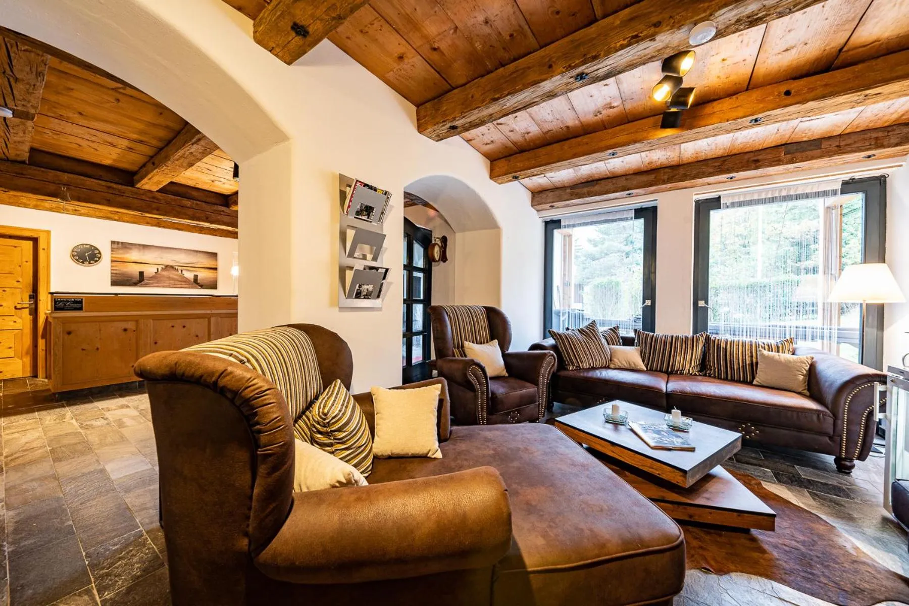 Lobby or reception in Berghotel & Chalets Adersberg Chiemgau Card kostenfrei