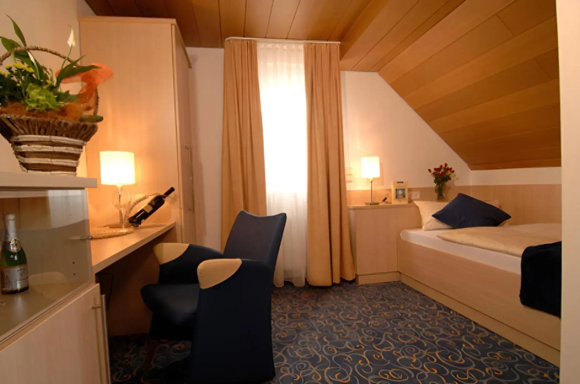Business Single Room - single occupancy in Adler Hotel Garni Business Single Room - single occupancy in Adler Hotel Garni