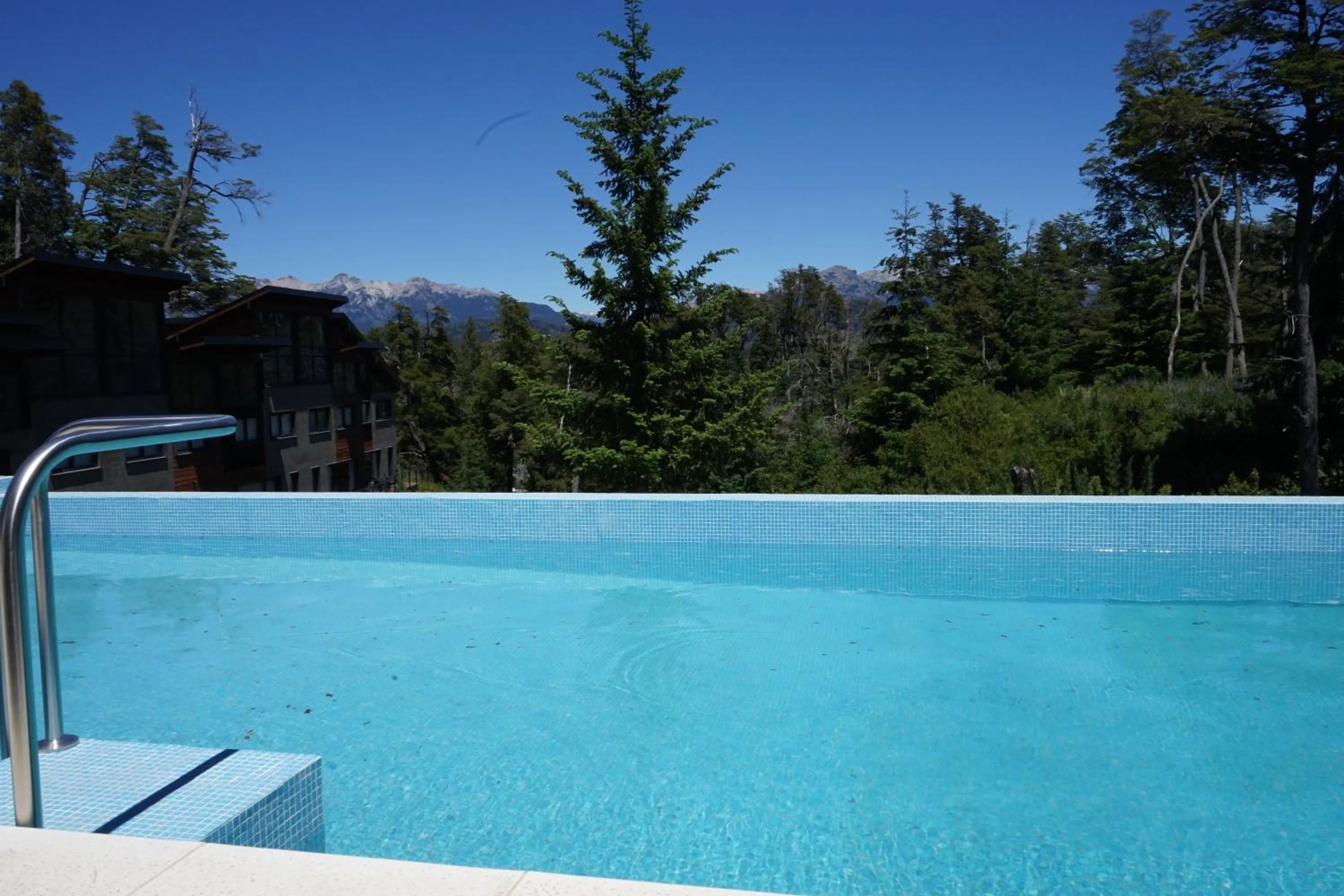 Swimming pool in Las Aguas Río Bonito