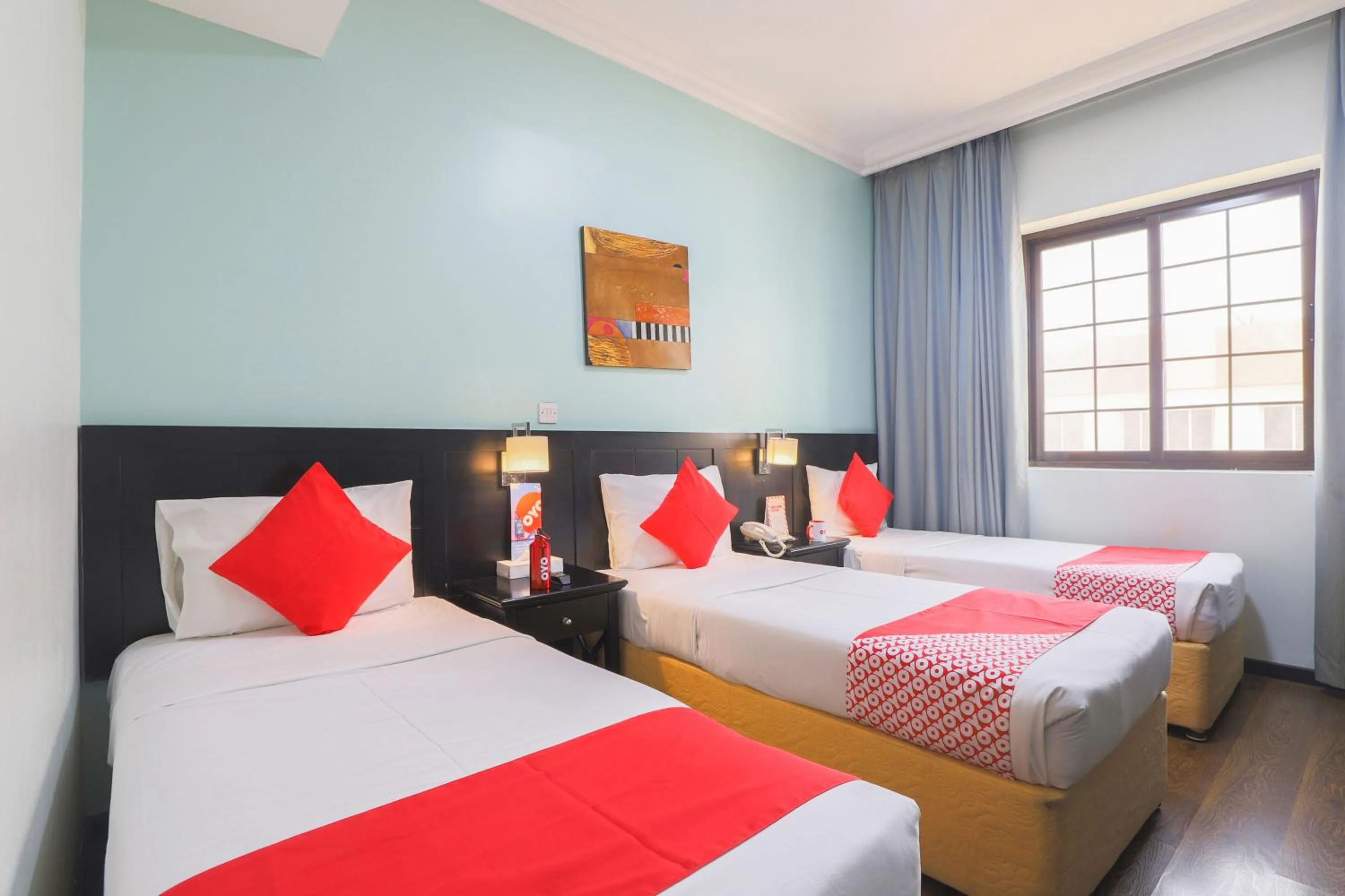 Bedroom, Bed in Eureka Hotel