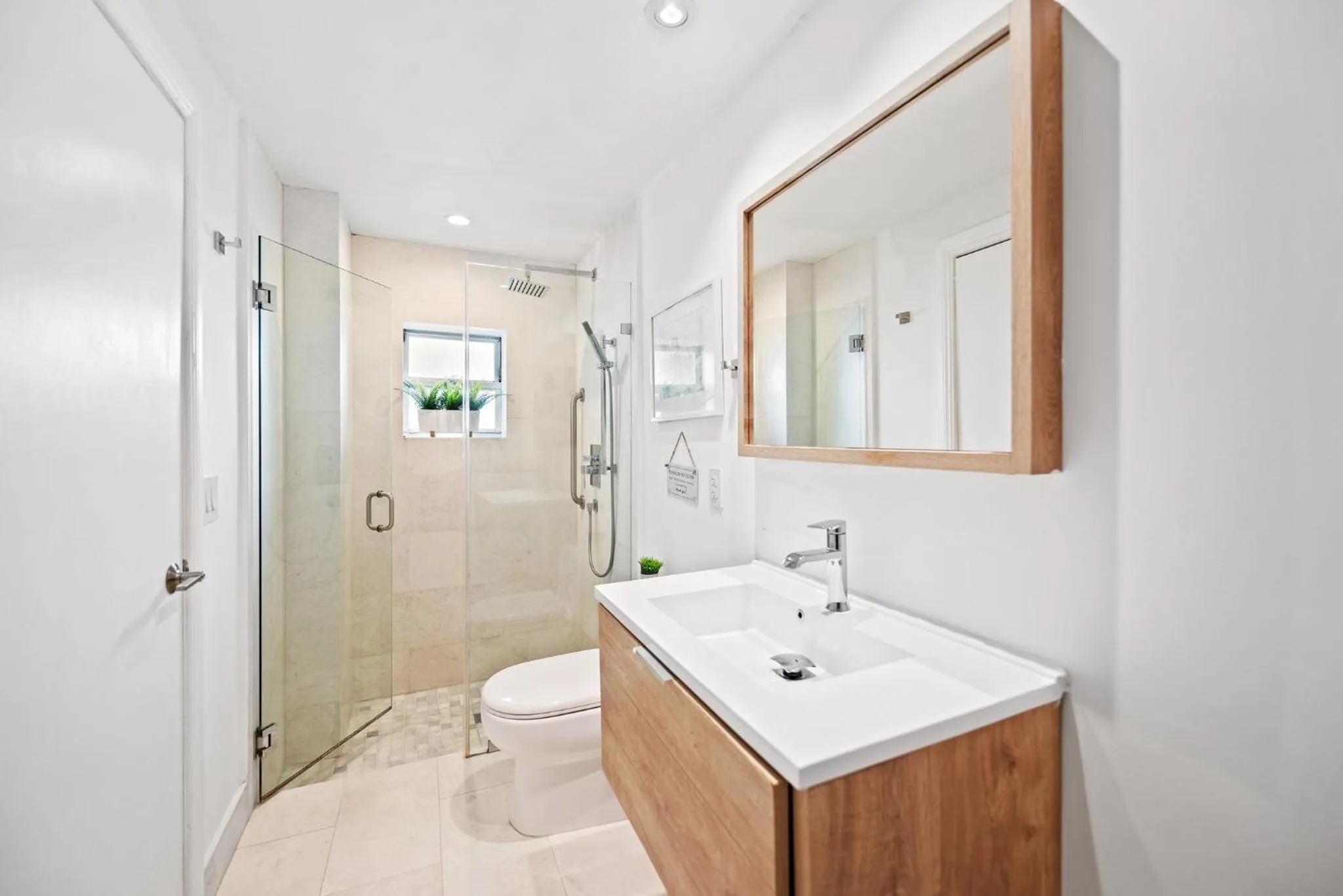 Shower in Casa Coral