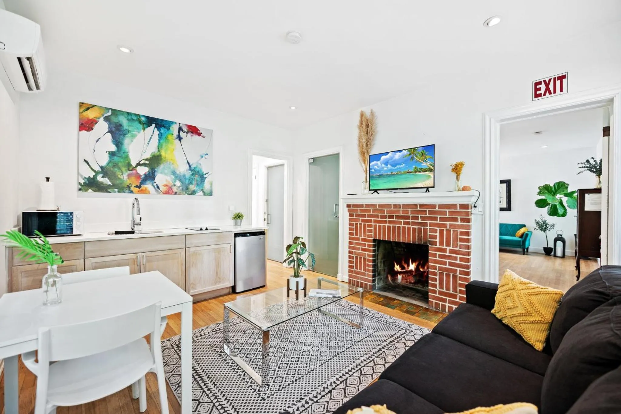 TV and multimedia in Casa Coral