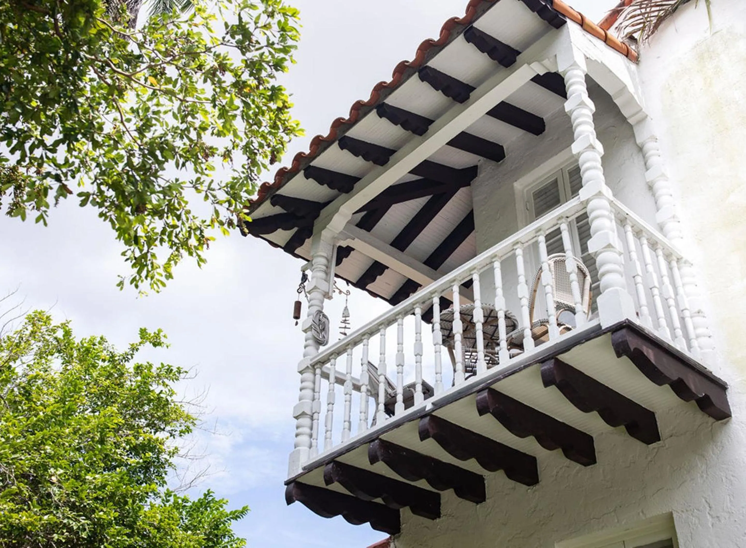 Property building in Casa Coral