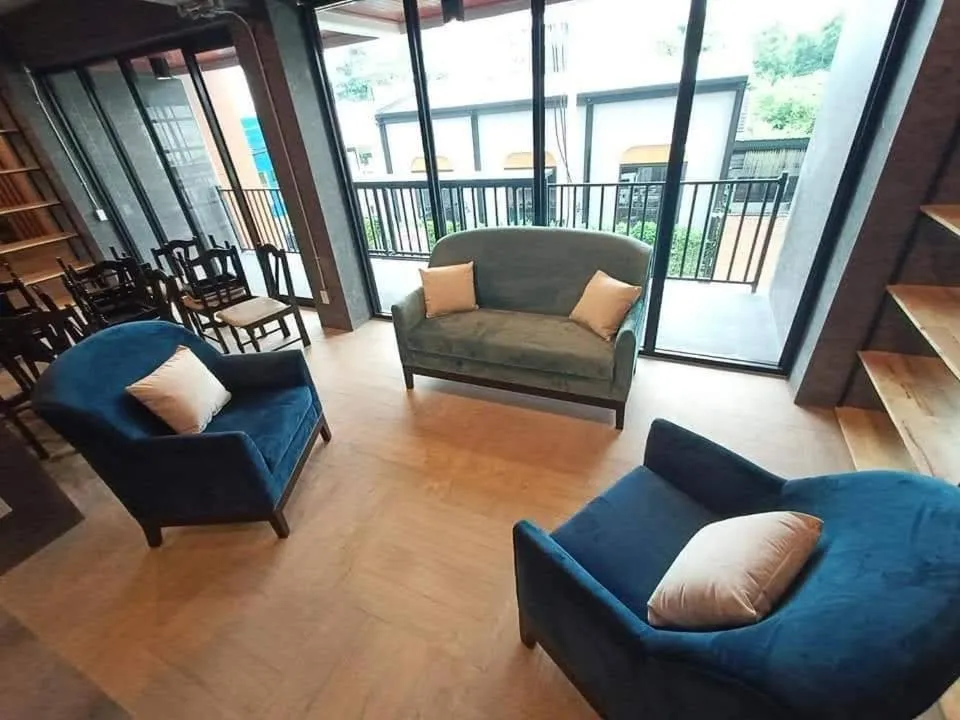 Lounge or bar in Modern Budget Hotel