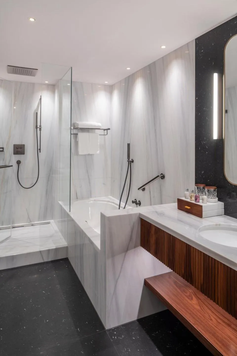 Bathroom in Grand Hotel des Bains Kempinski