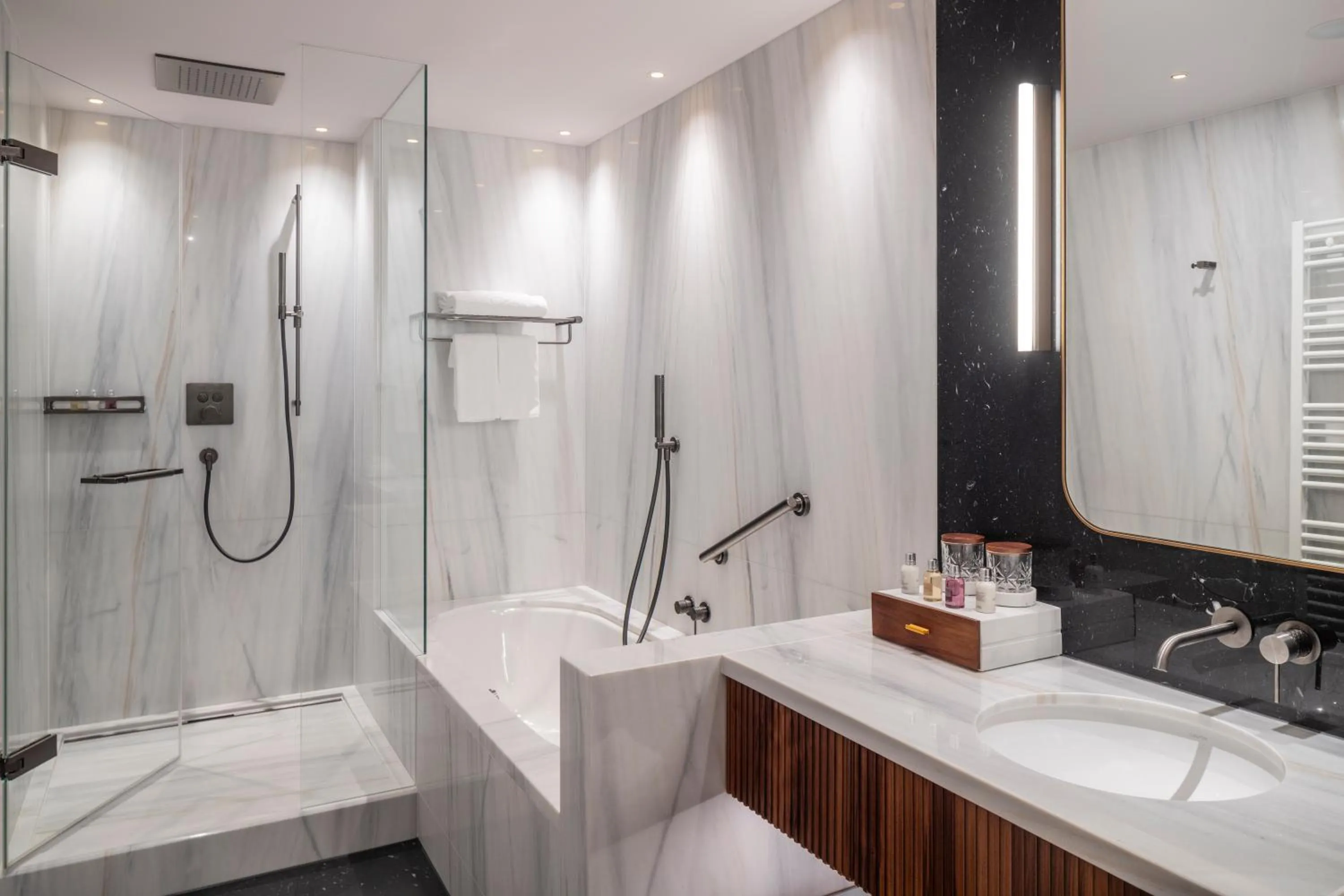 Bathroom in Grand Hotel des Bains Kempinski