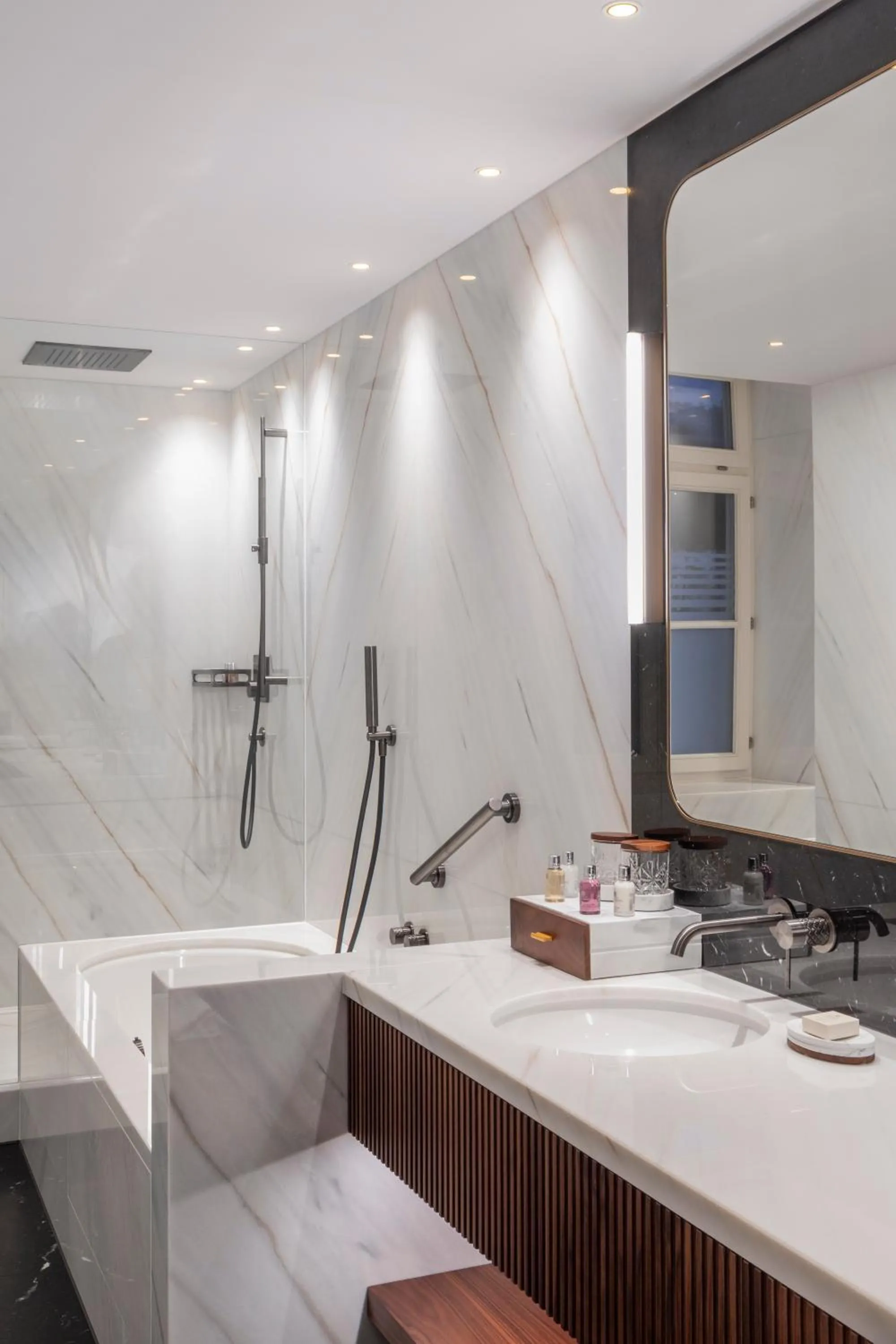 Bathroom in Grand Hotel des Bains Kempinski