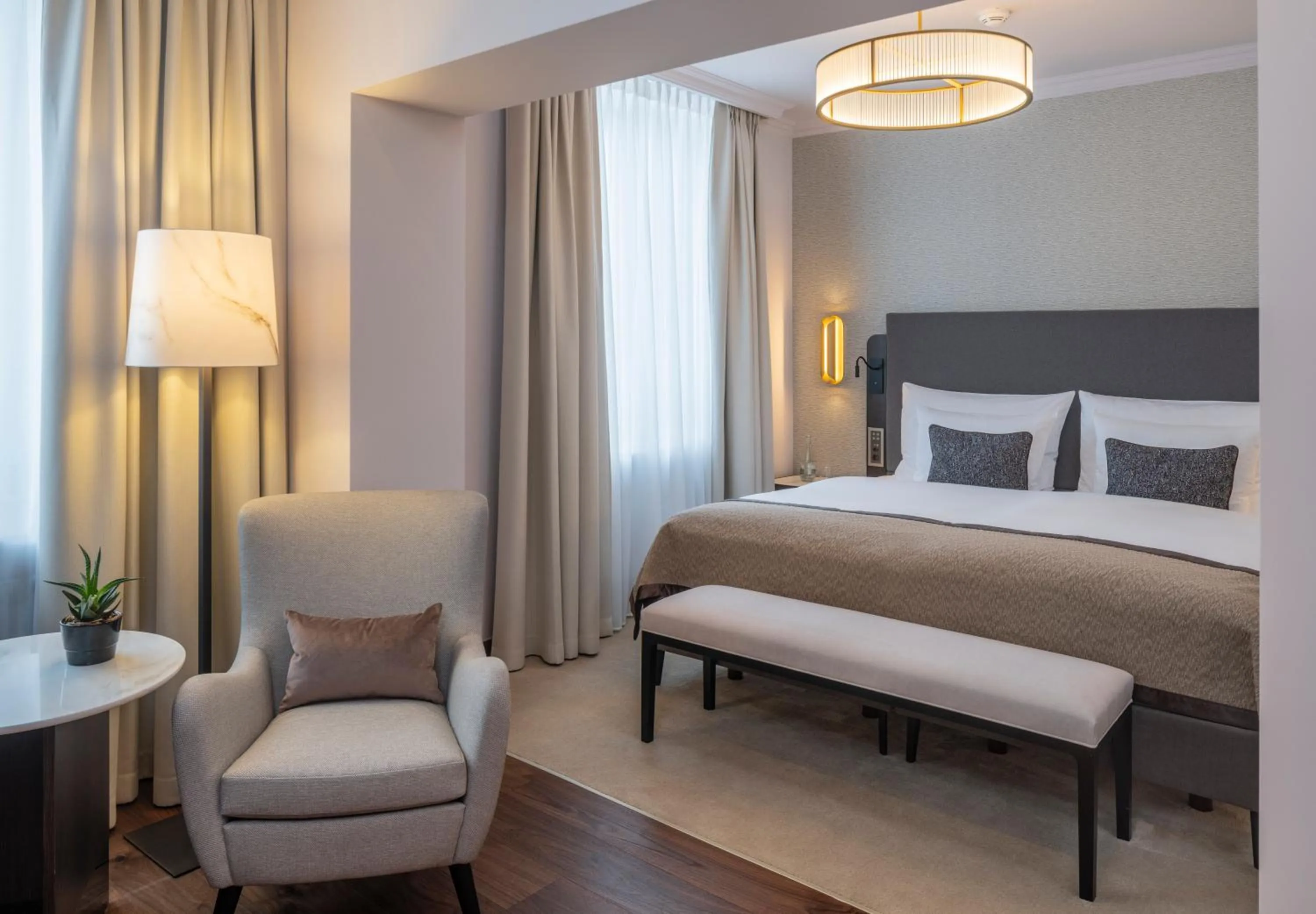 Bedroom, Bed in Grand Hotel des Bains Kempinski