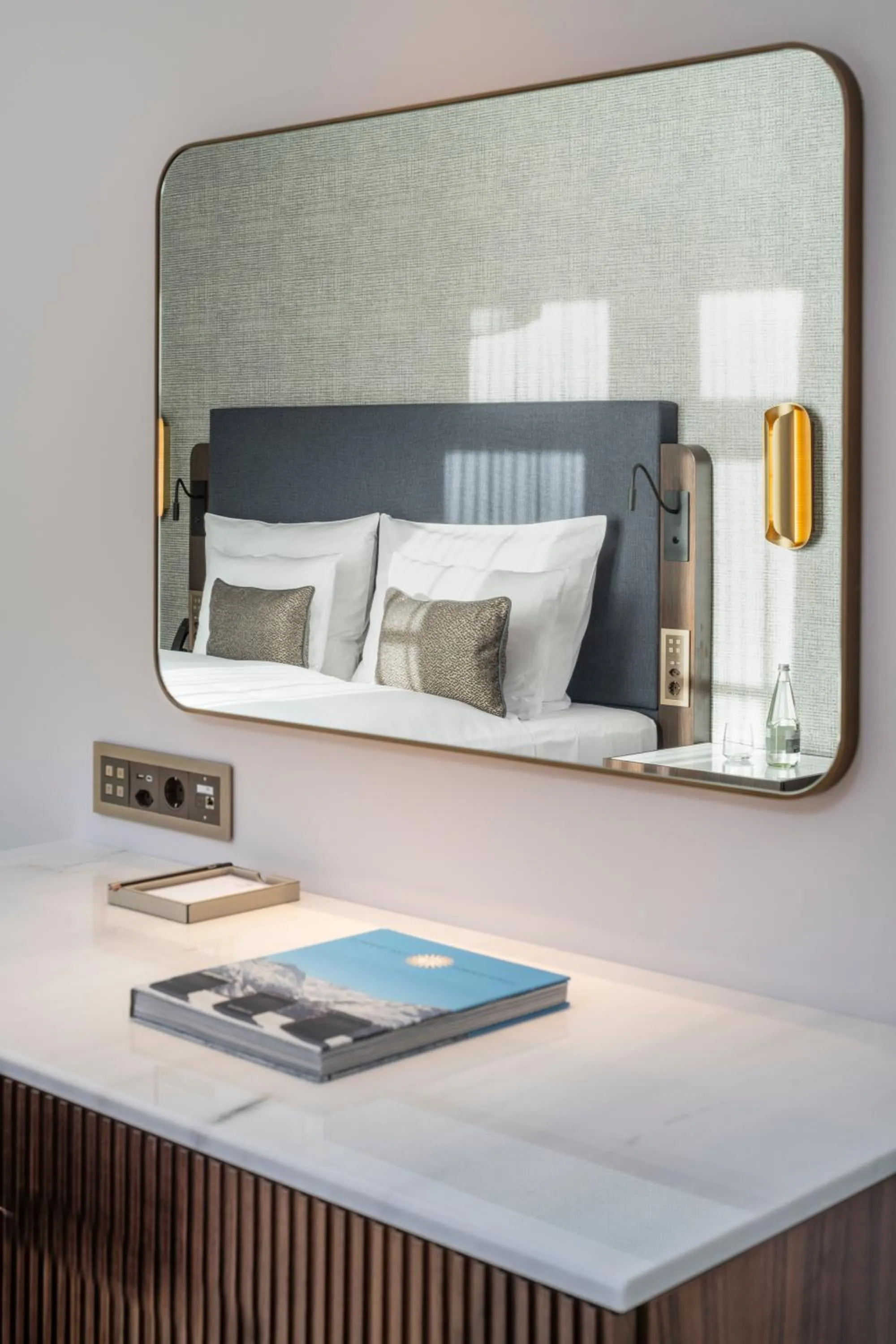 Bedroom, Bed in Grand Hotel des Bains Kempinski