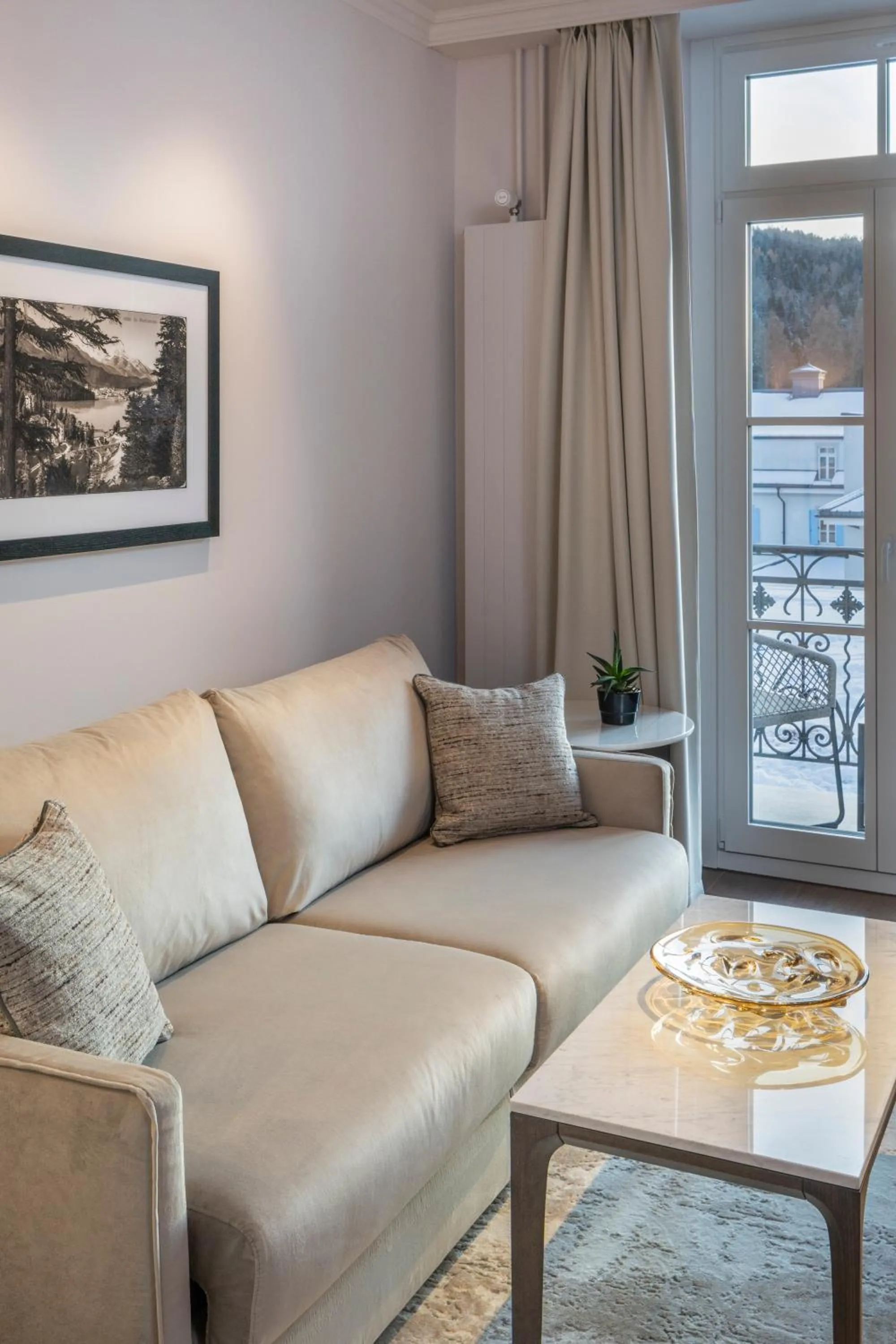 Living room in Grand Hotel des Bains Kempinski