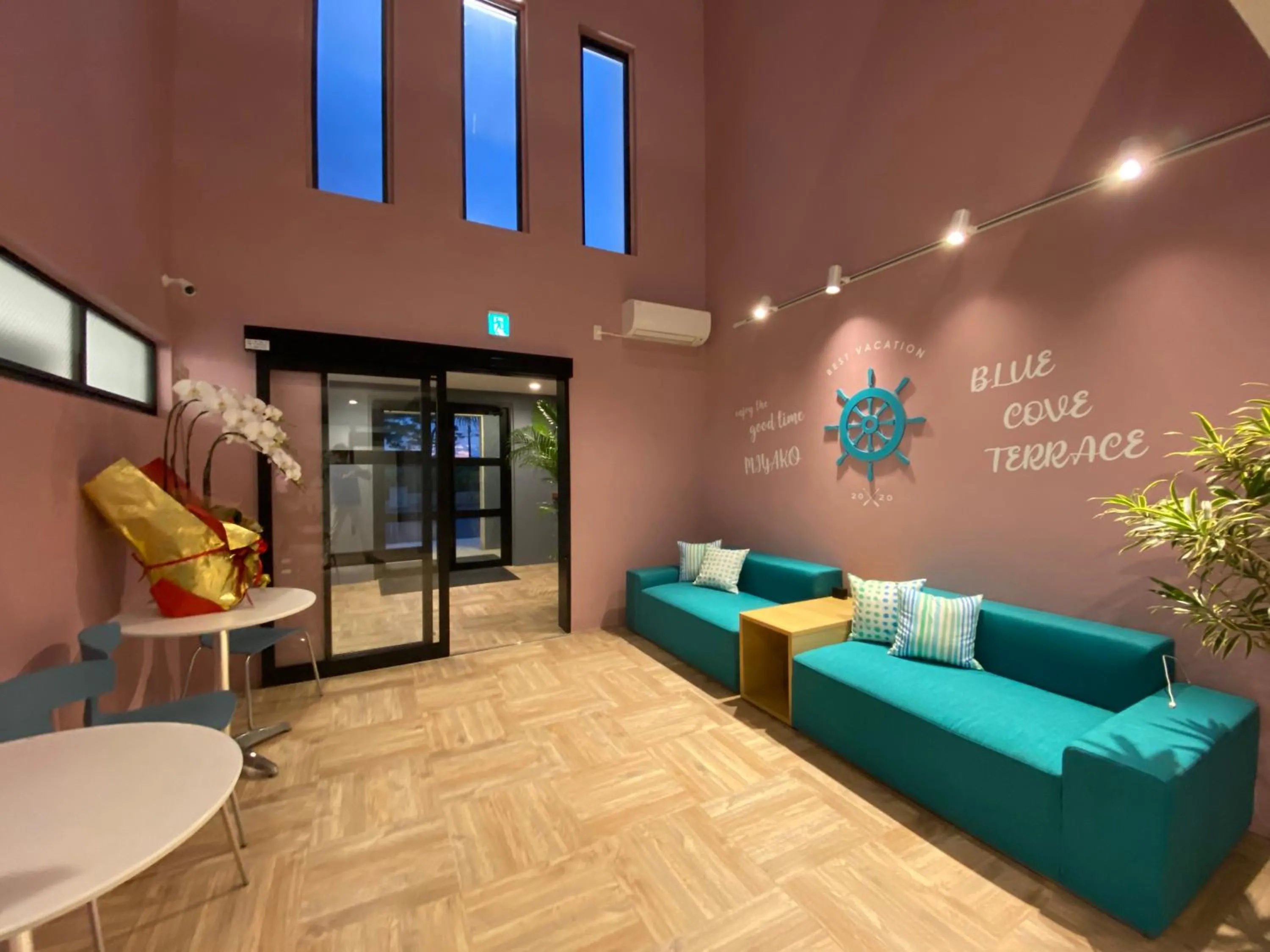 Lobby or reception in Blue Cove Terrace
