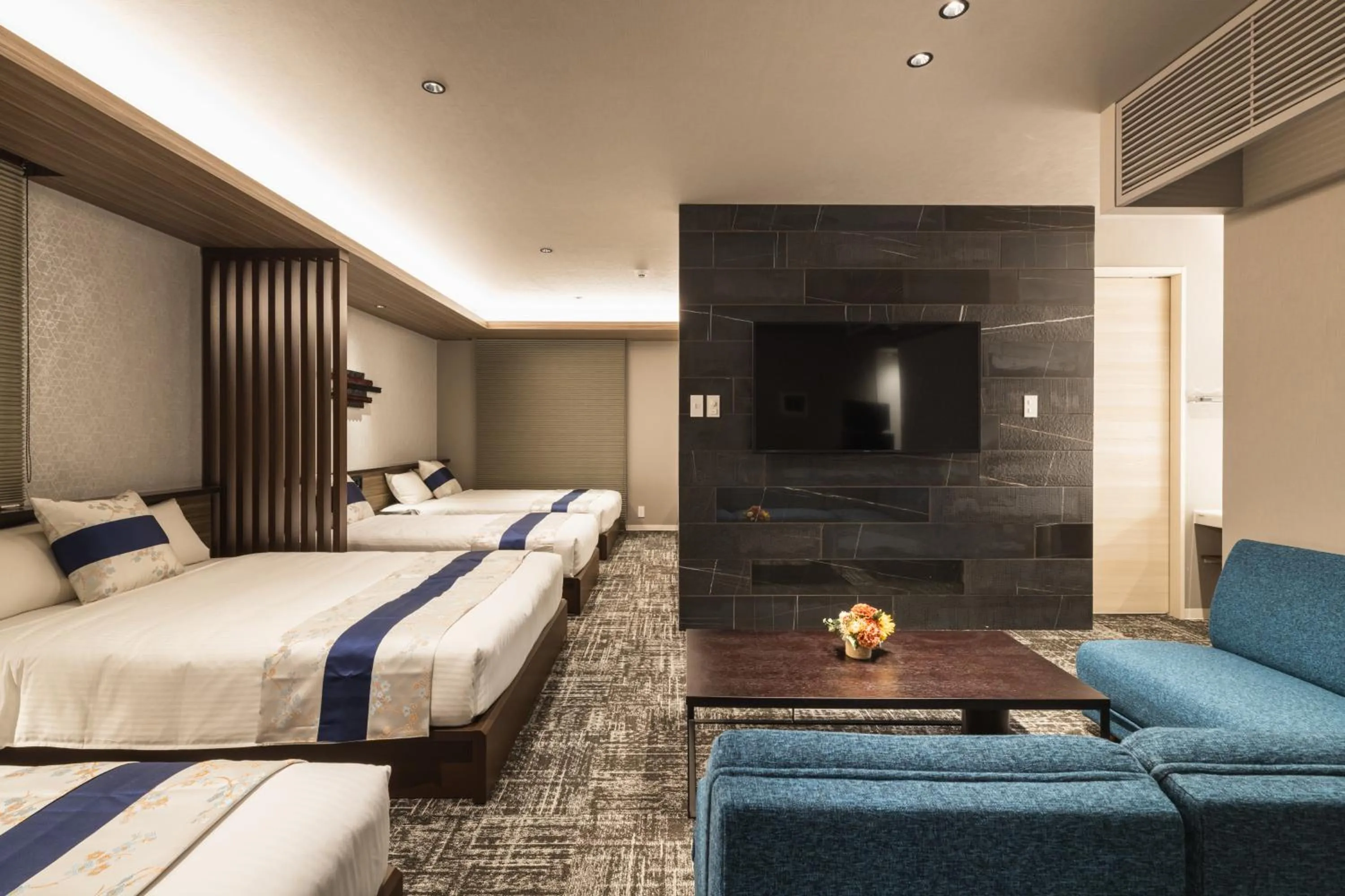 Photo of the whole room, Bed in GRAND BASE Kagoshima Tenmonkan