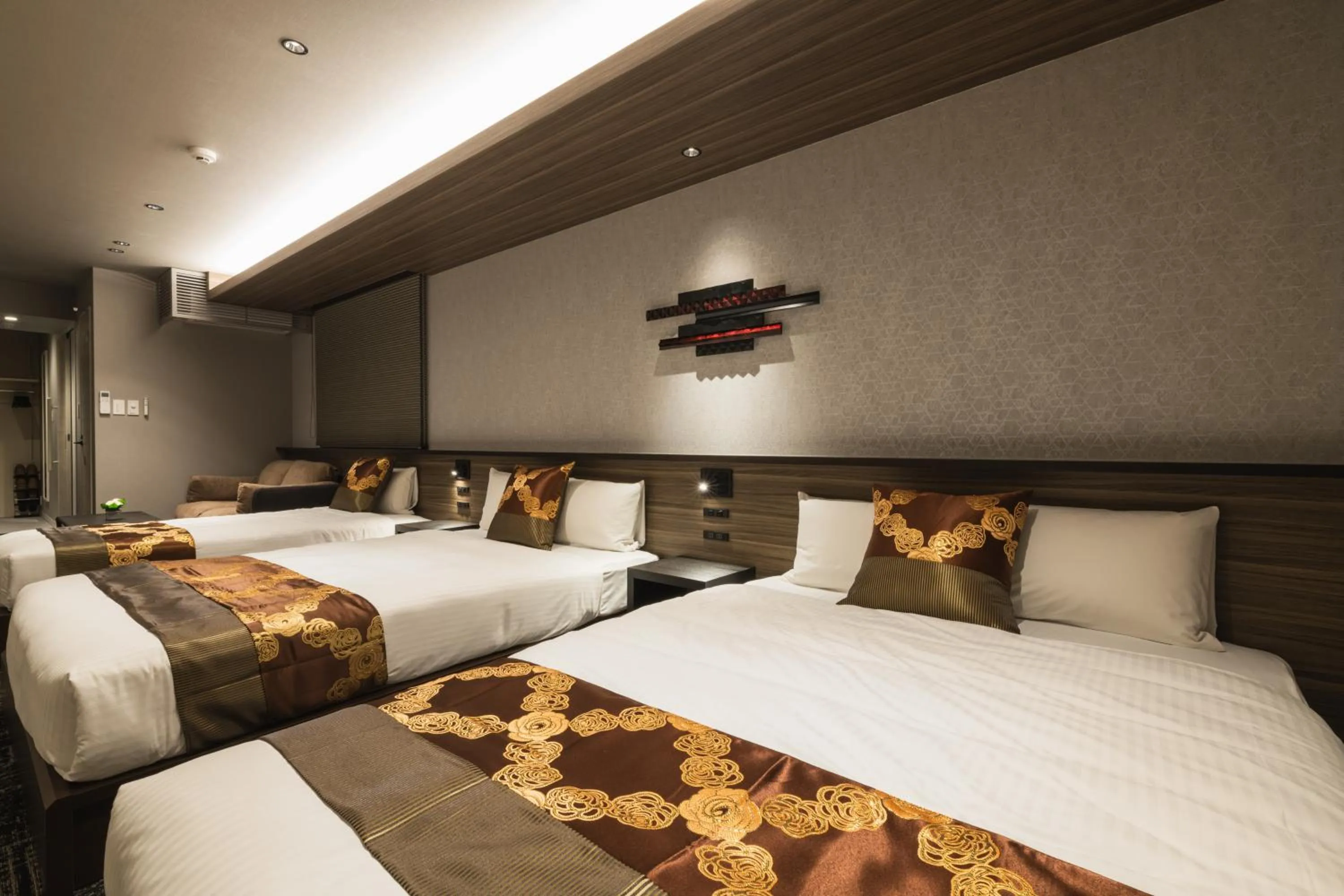 Bedroom, Bed in GRAND BASE Kagoshima Tenmonkan