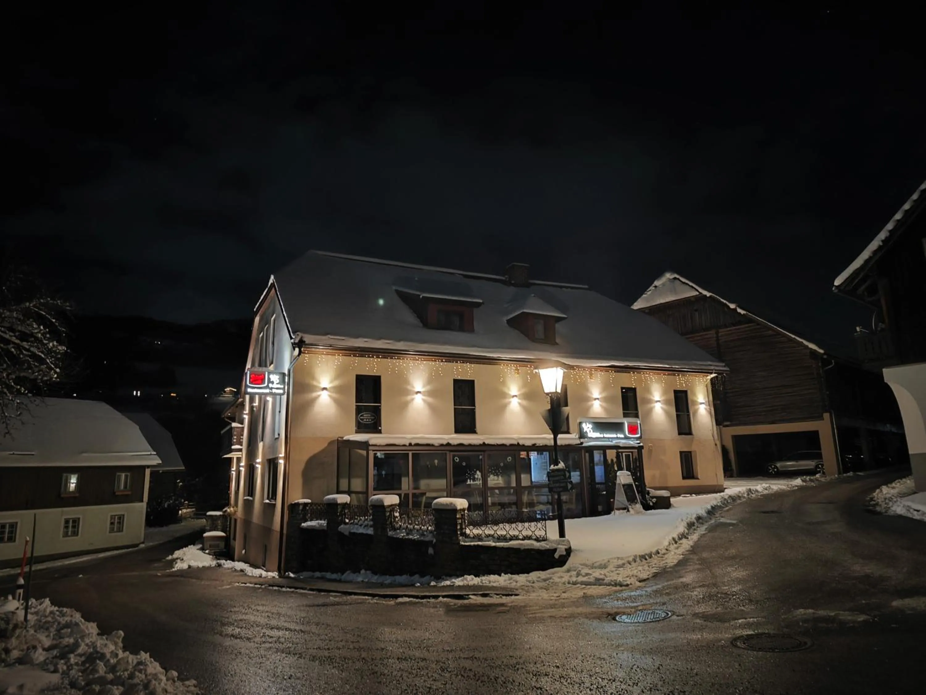 Property building in Hotel Pruggererhof