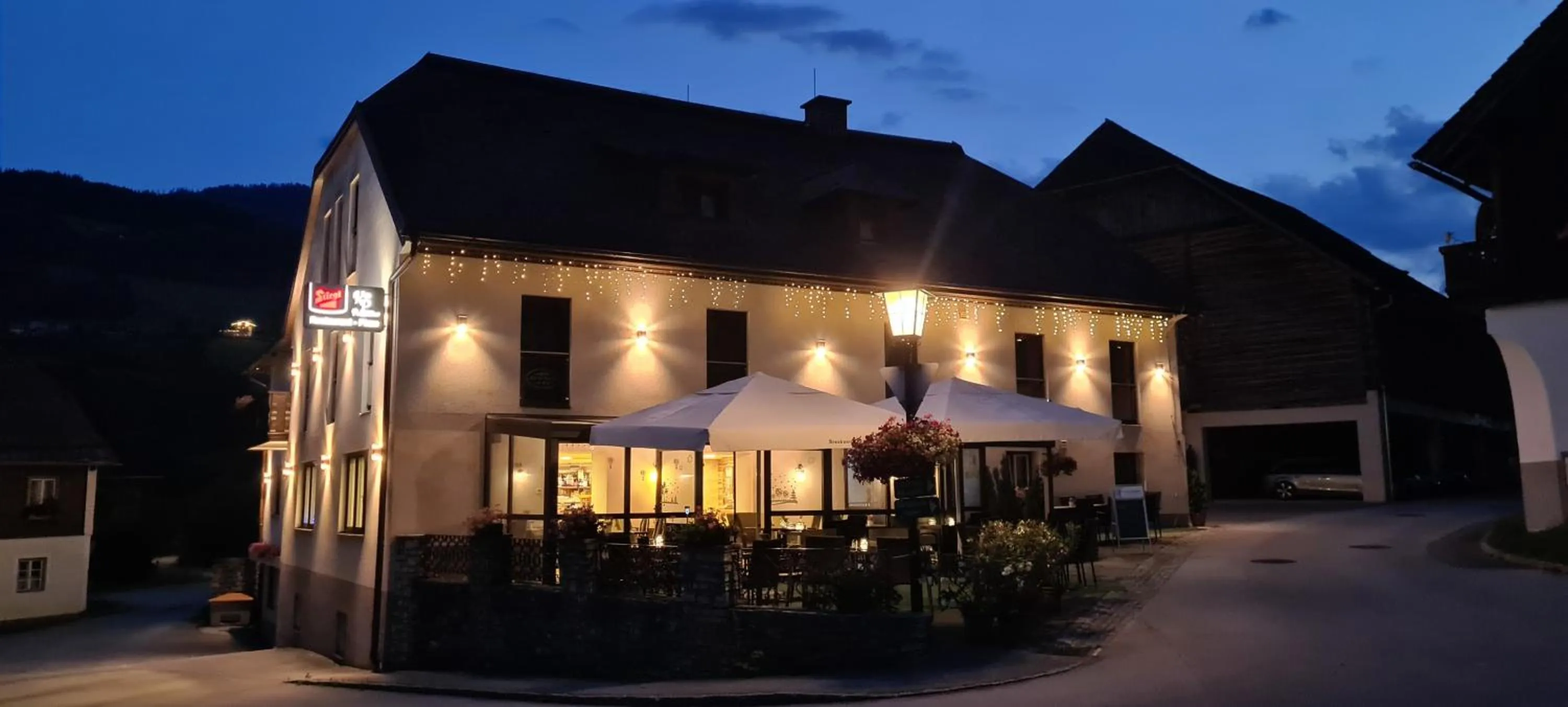 Property building in Hotel Pruggererhof