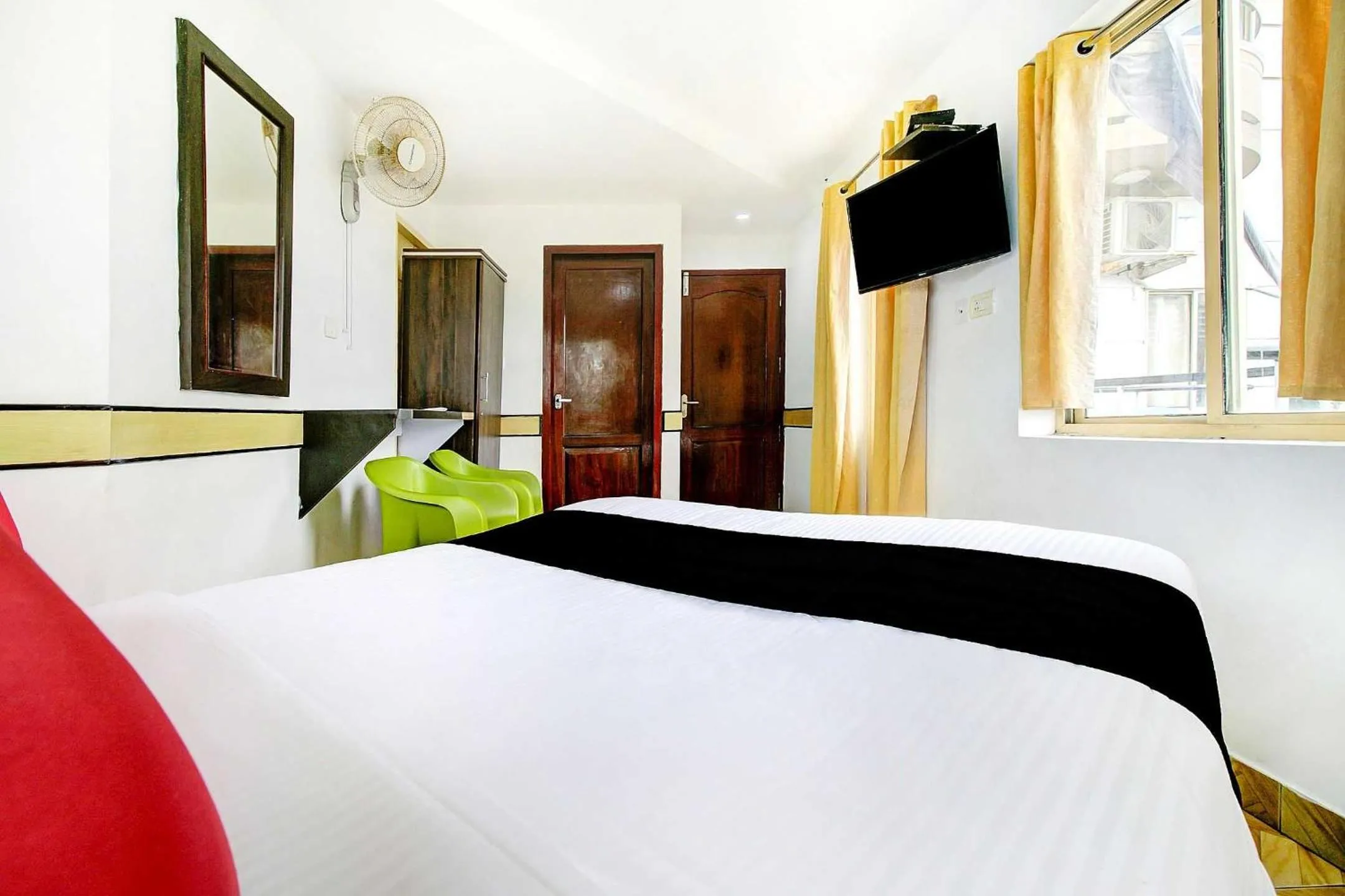 Facade/entrance in Hotel O Floatel International Beach Resort