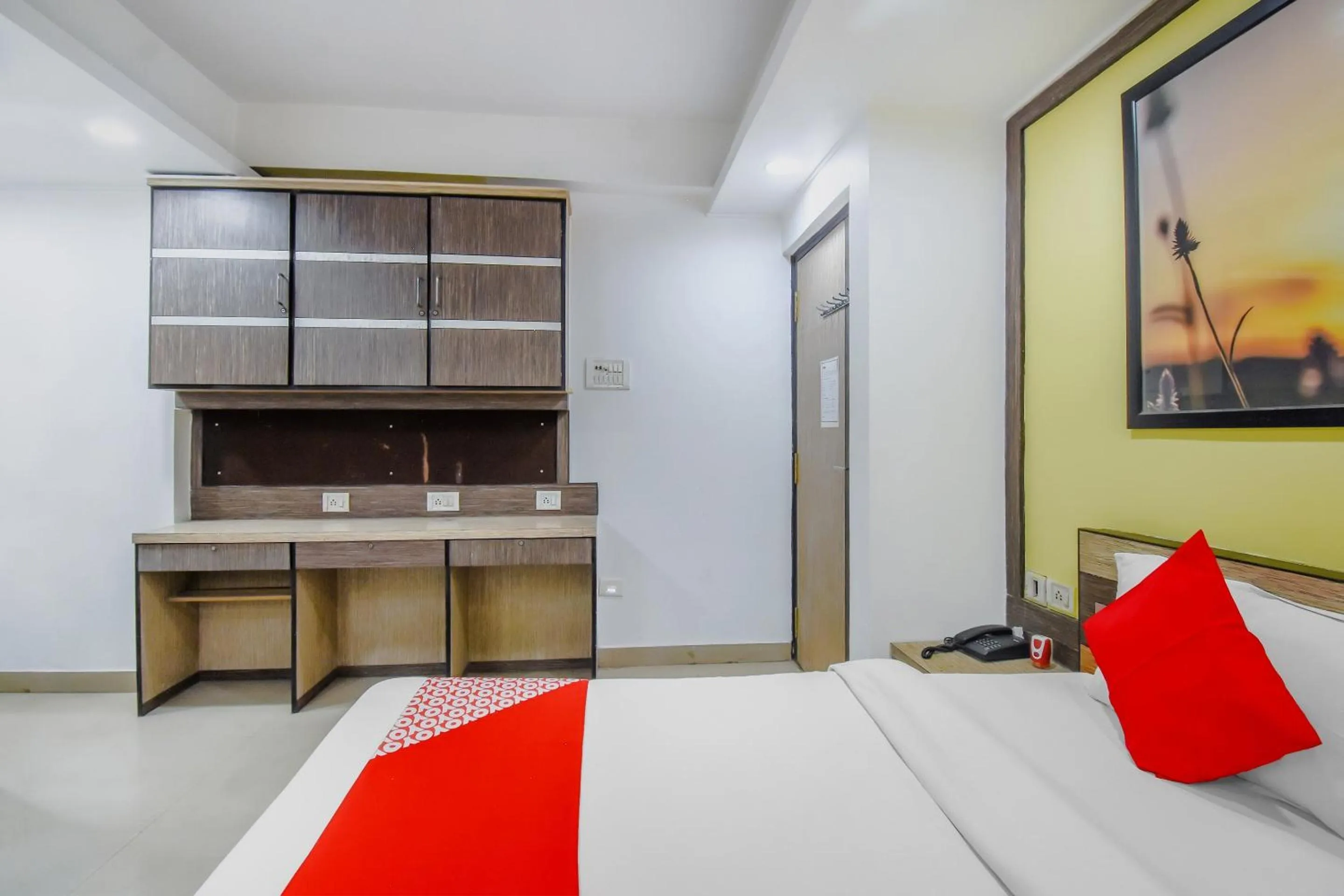 Bedroom, Bed in Super hotel O Adri 2