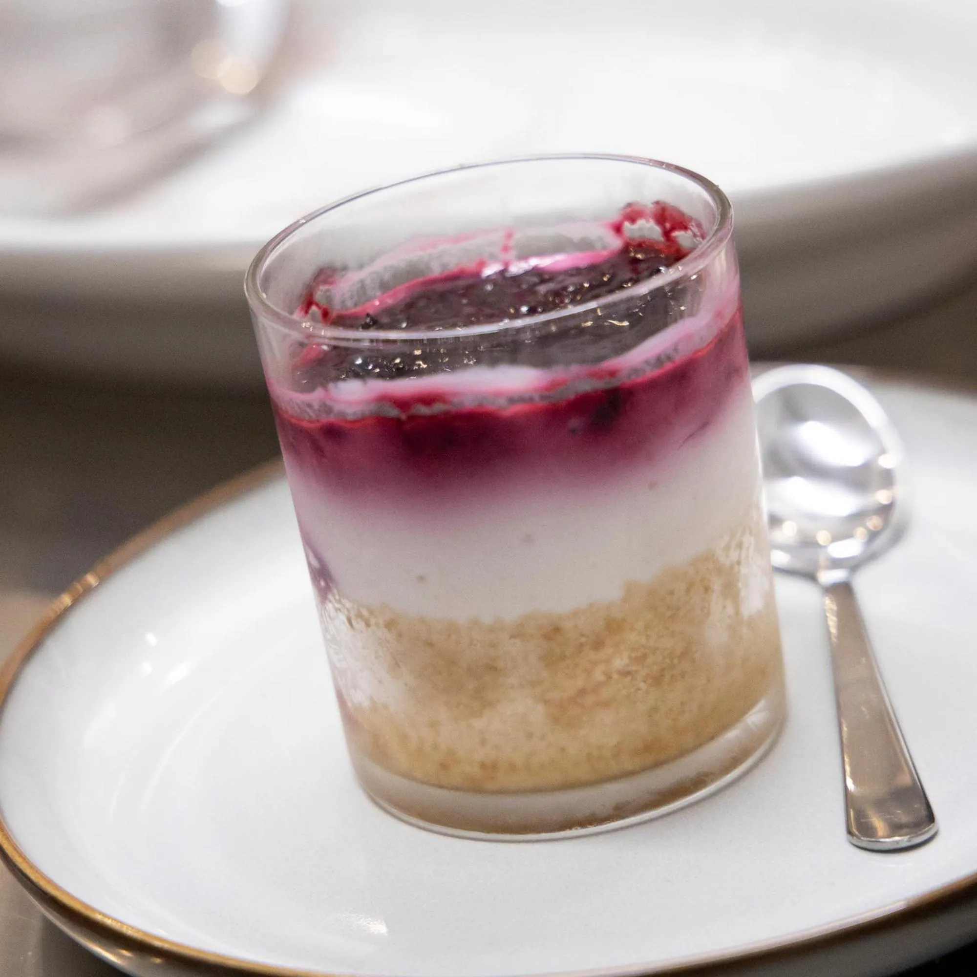 Restaurant/places to eat in Looky Hotel