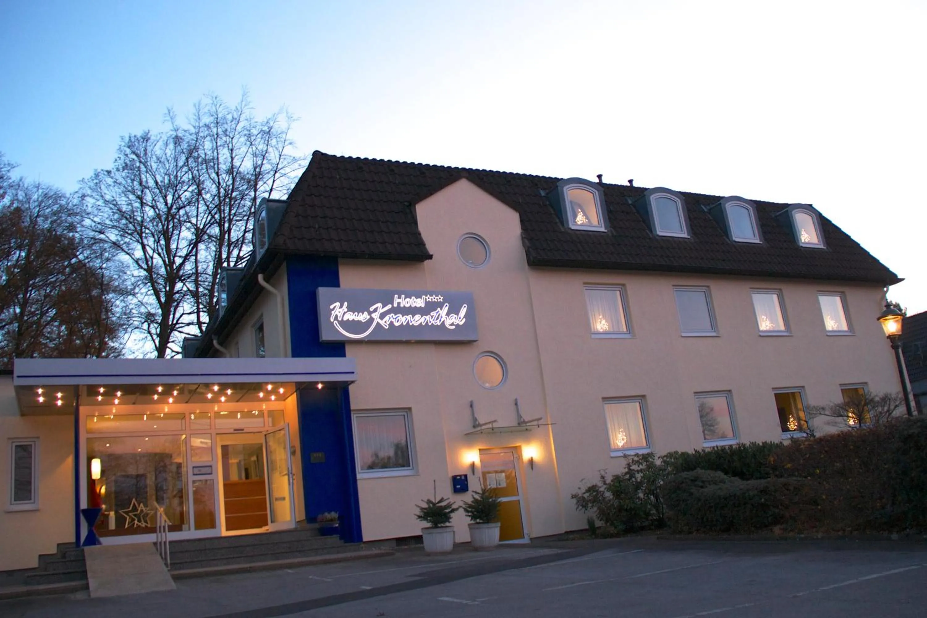 Facade/entrance in Hotel Haus Kronenthal