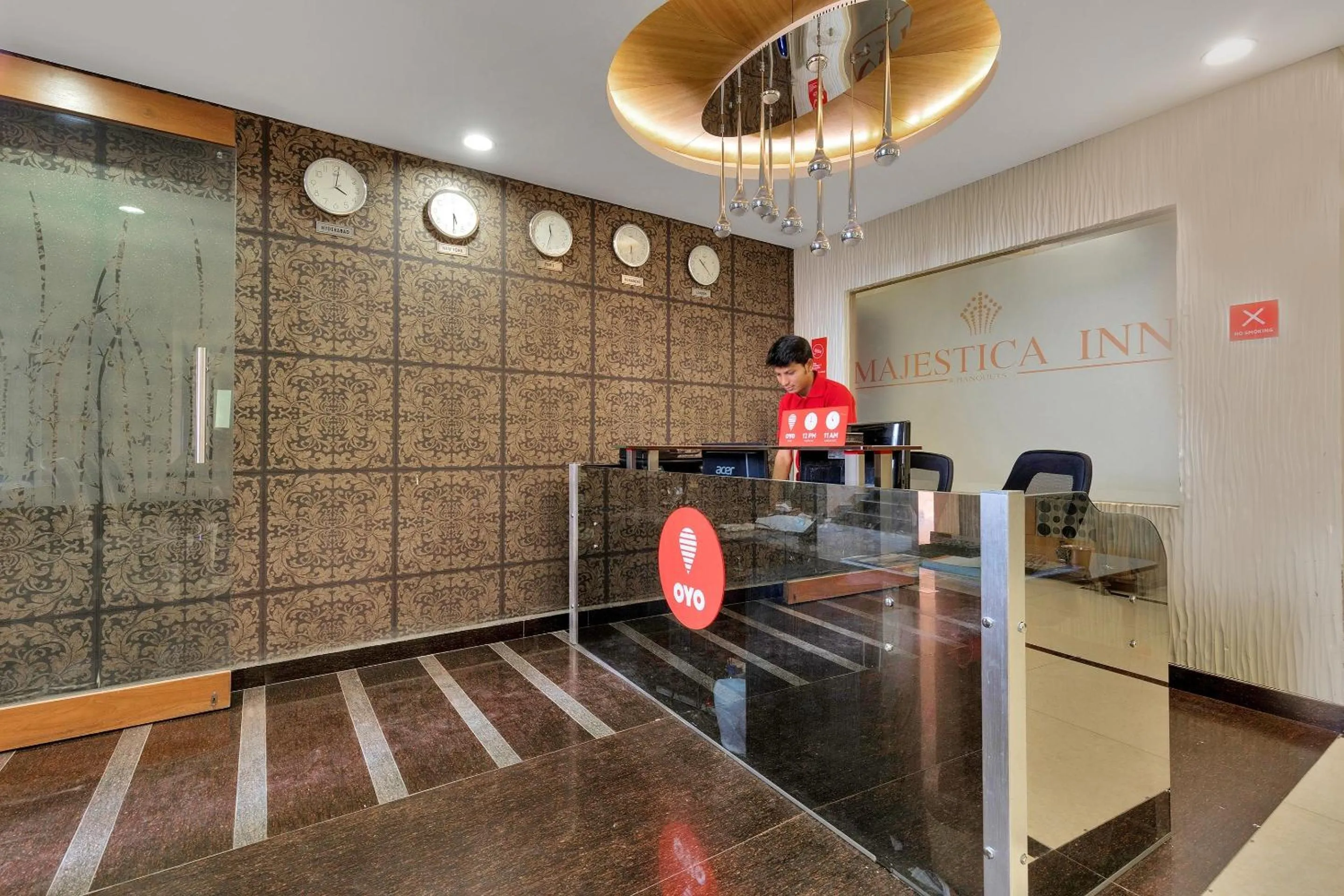 Lobby or reception in Super Capital O Rudra Grand Near Kondapur x Road