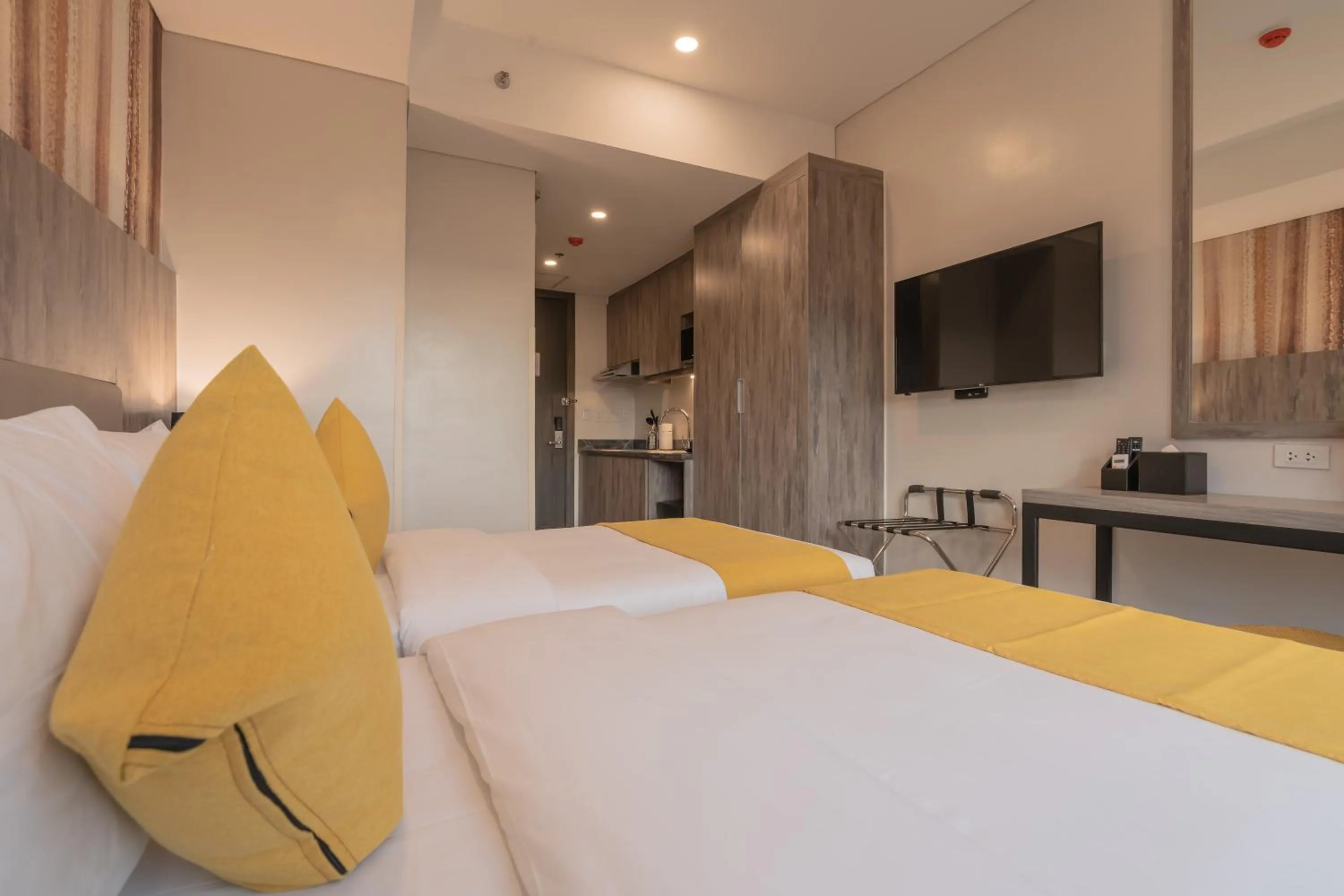 Bed in Bayfront Hotel Cebu Capitol Site