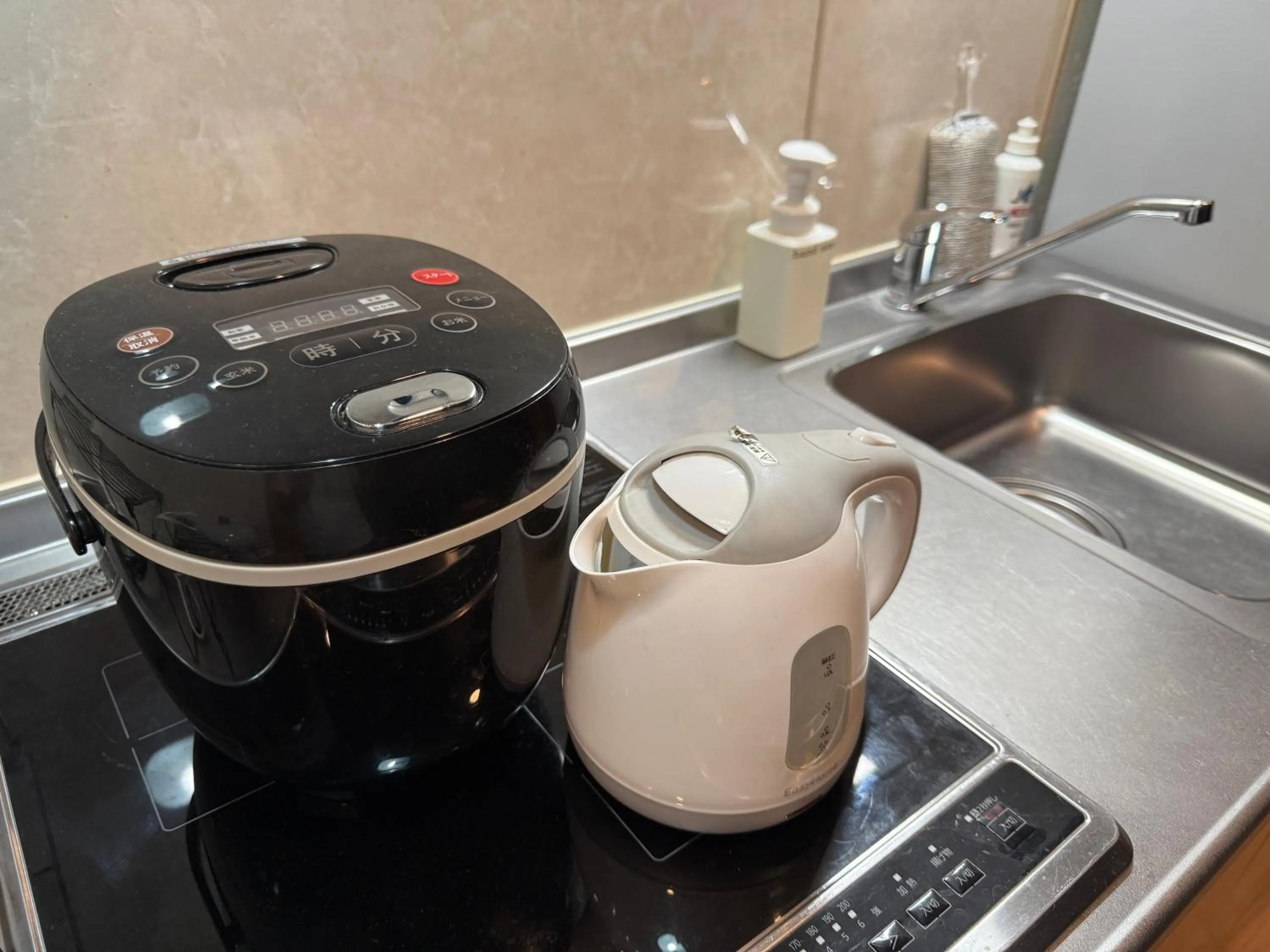 Kitchen or kitchenette in Eternity APARTMENT HOTEL SHINAGAWA