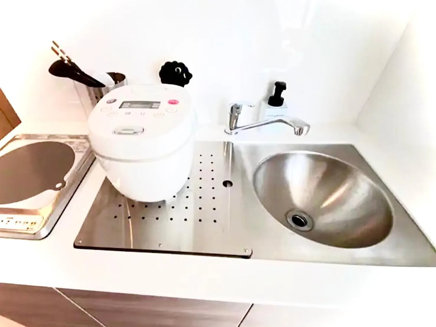 Kitchen or kitchenette in Eternity APARTMENT HOTEL SHINAGAWA