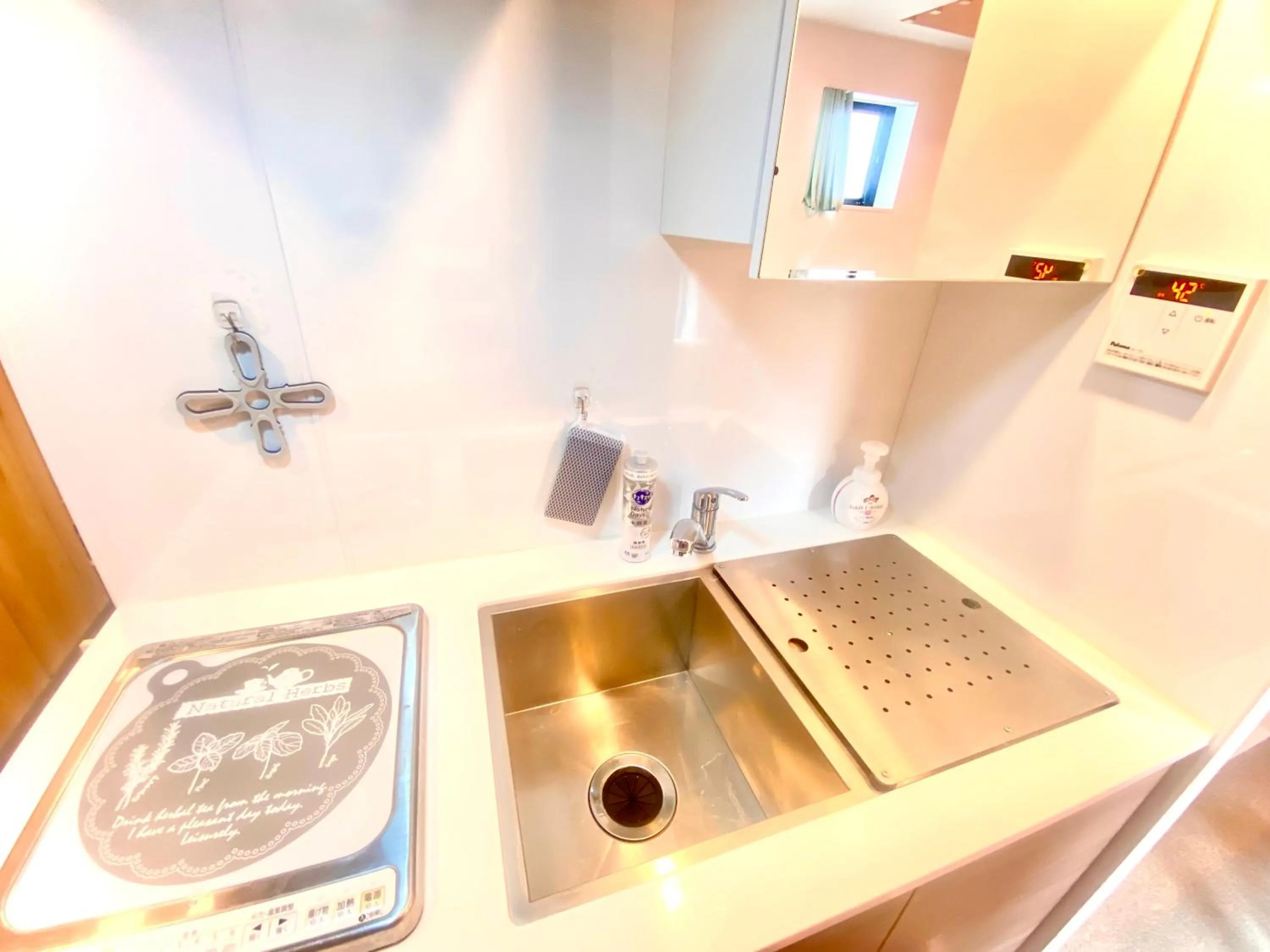 Kitchen or kitchenette in Eternity APARTMENT HOTEL SHINAGAWA