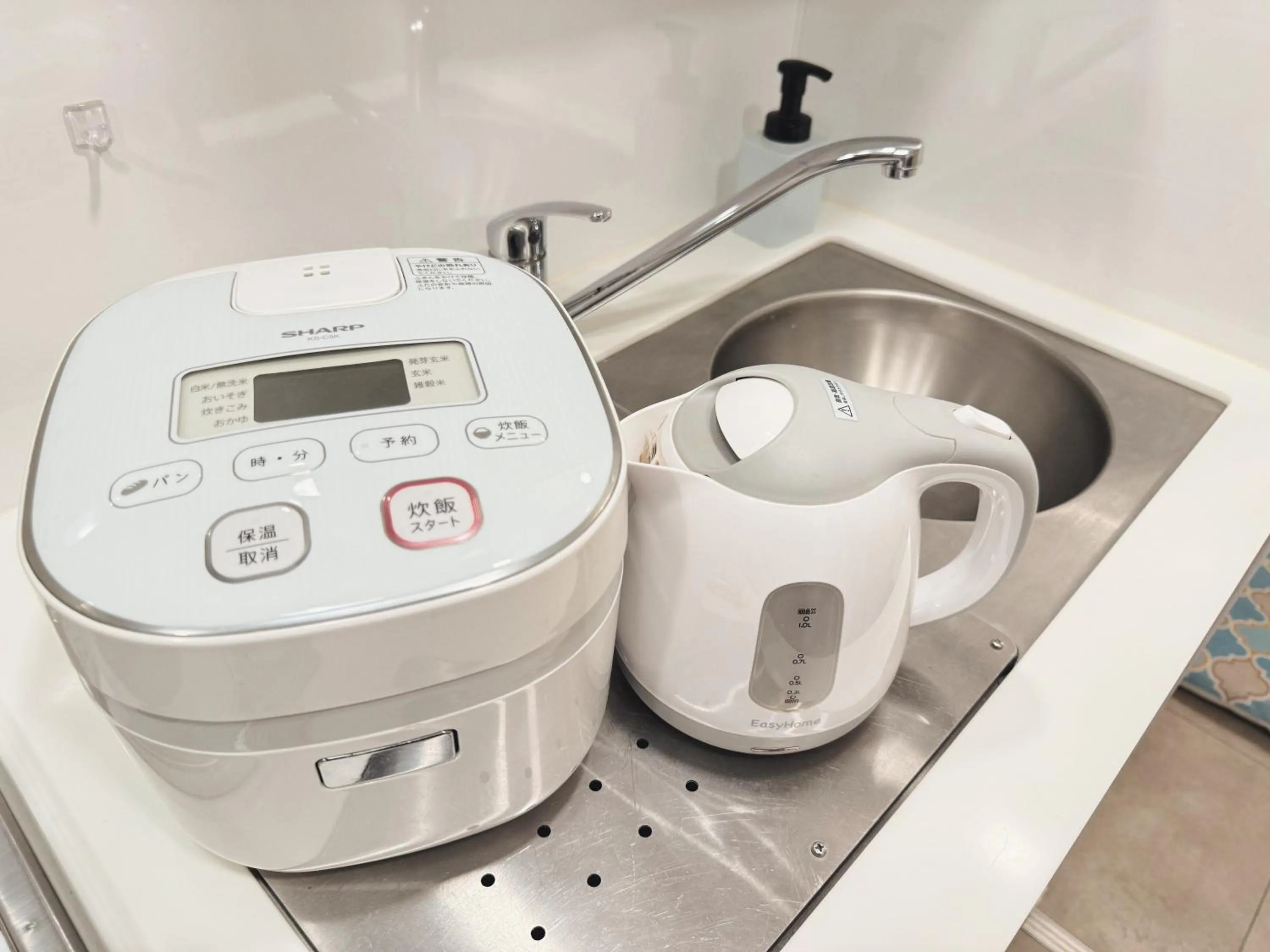 Kitchen or kitchenette in Eternity APARTMENT HOTEL SHINAGAWA