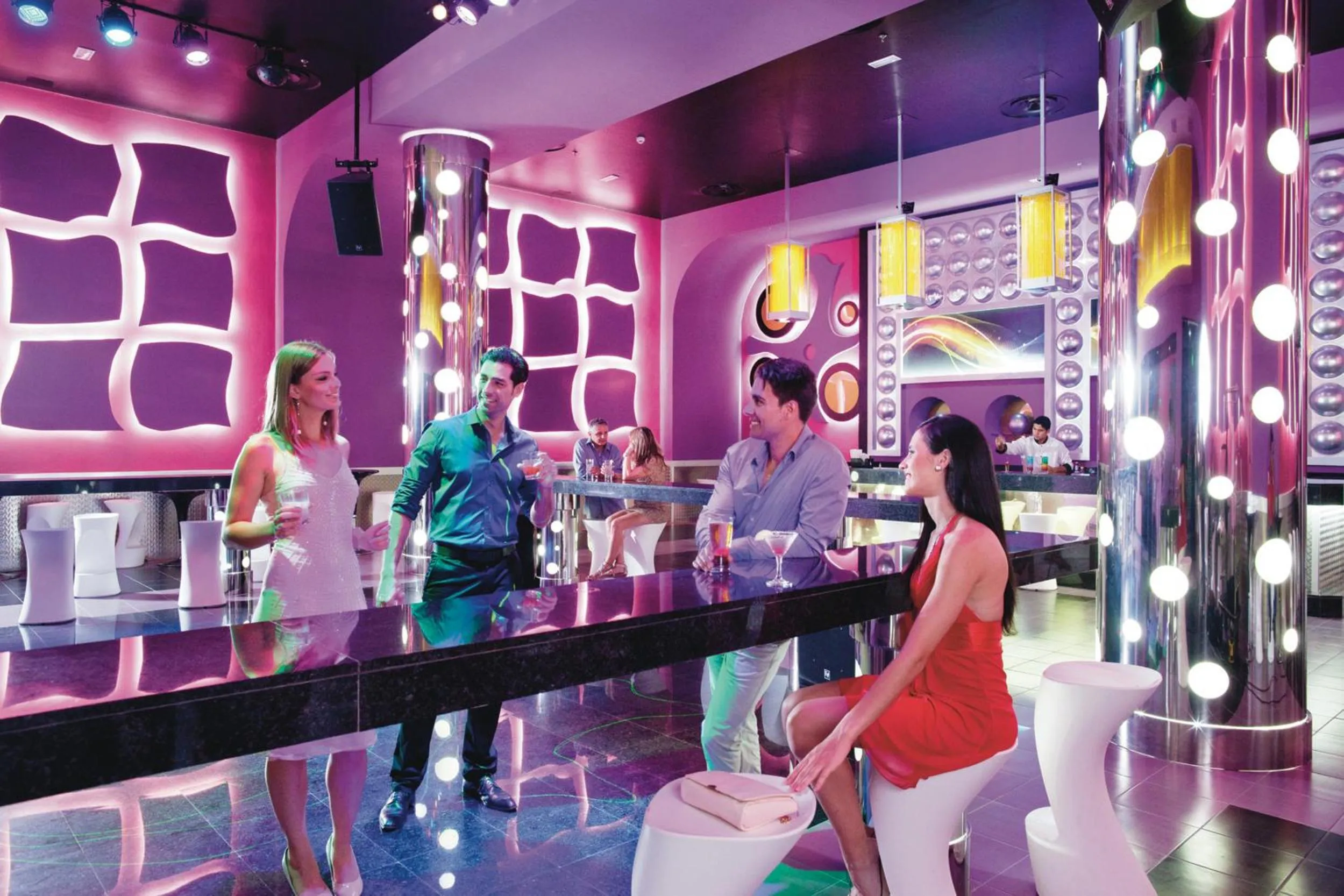 Nightclub / DJ in Riu Playa Blanca - All Inclusive