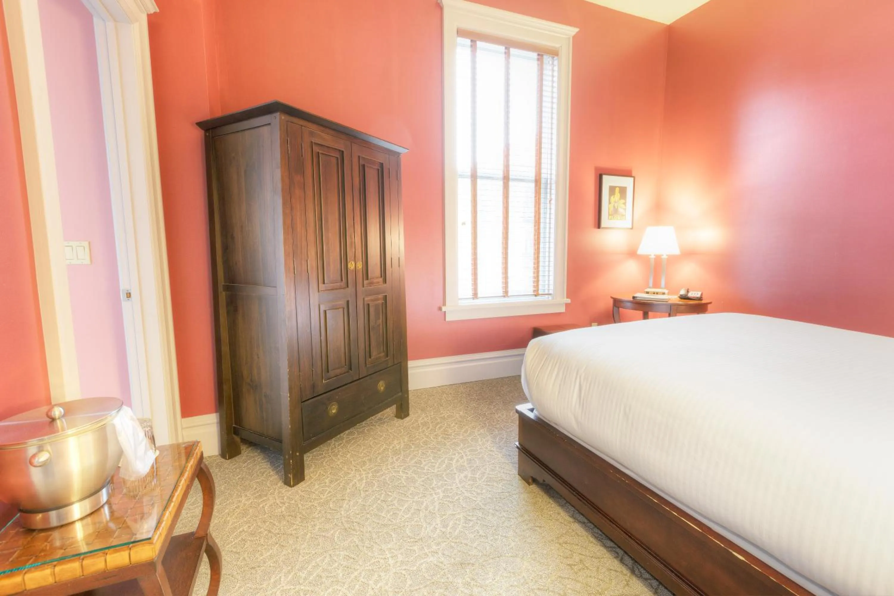 Bed in Montvale Hotel