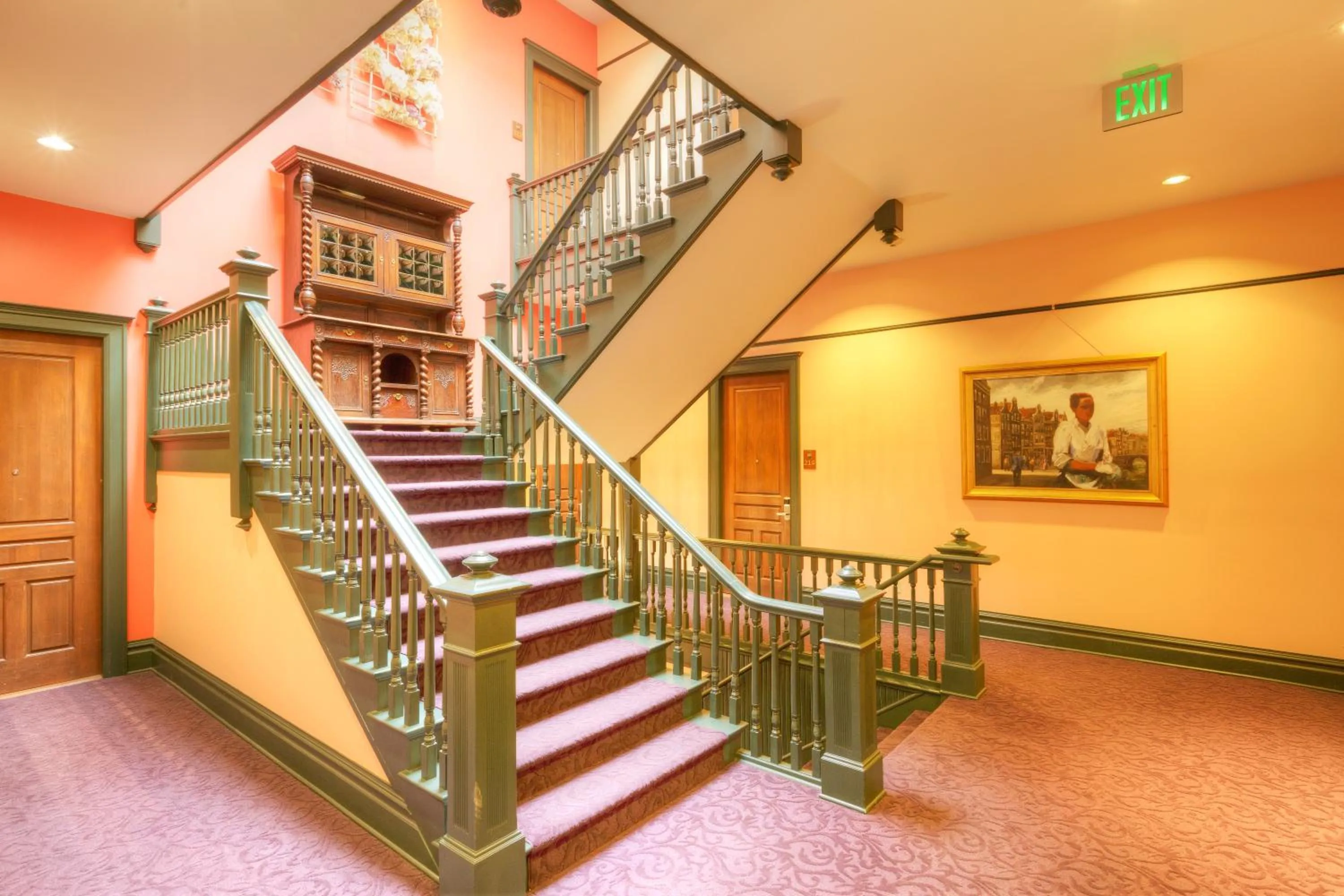 Decorative detail in Montvale Hotel