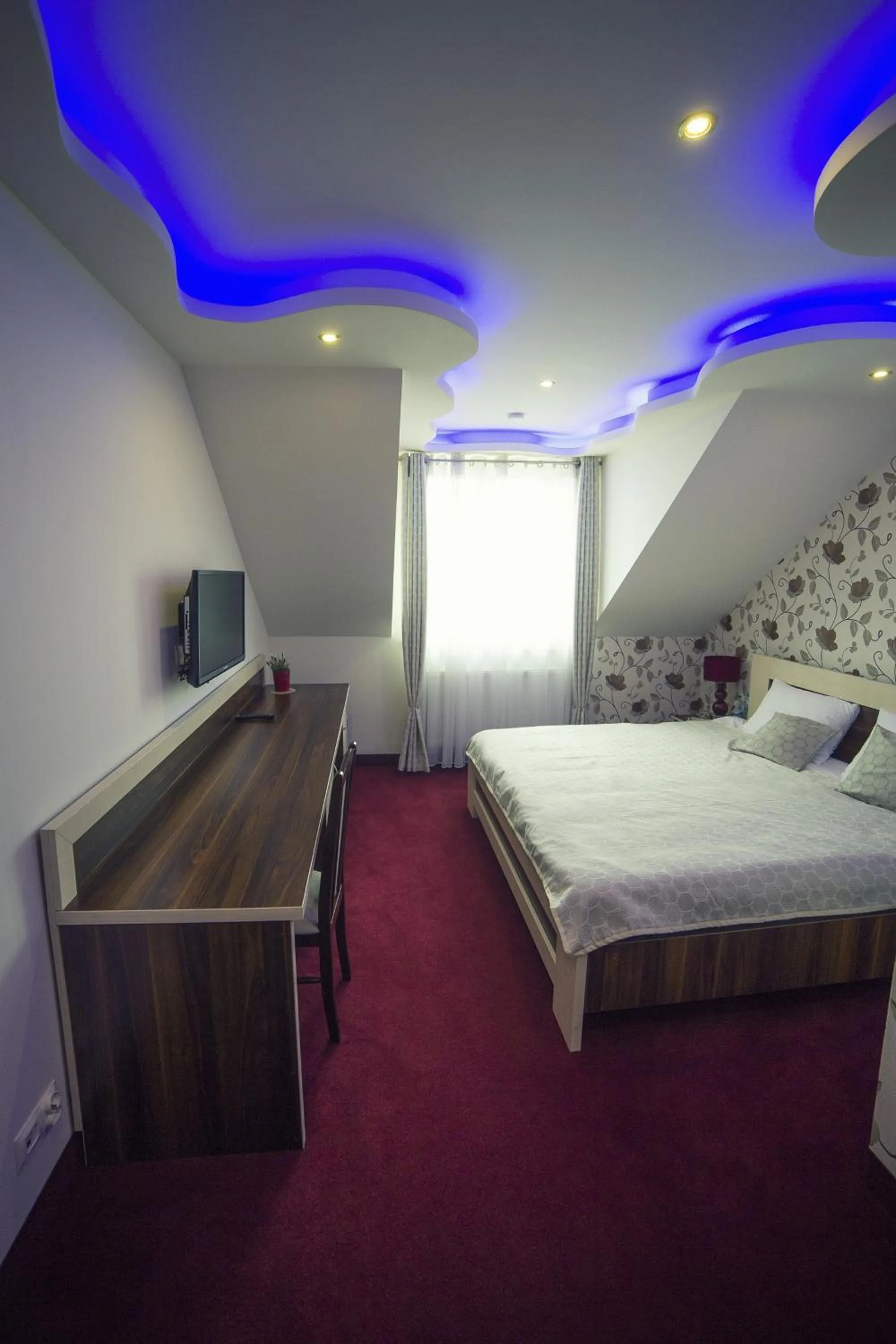 Photo of the whole room, Bed in Hotel Prymus