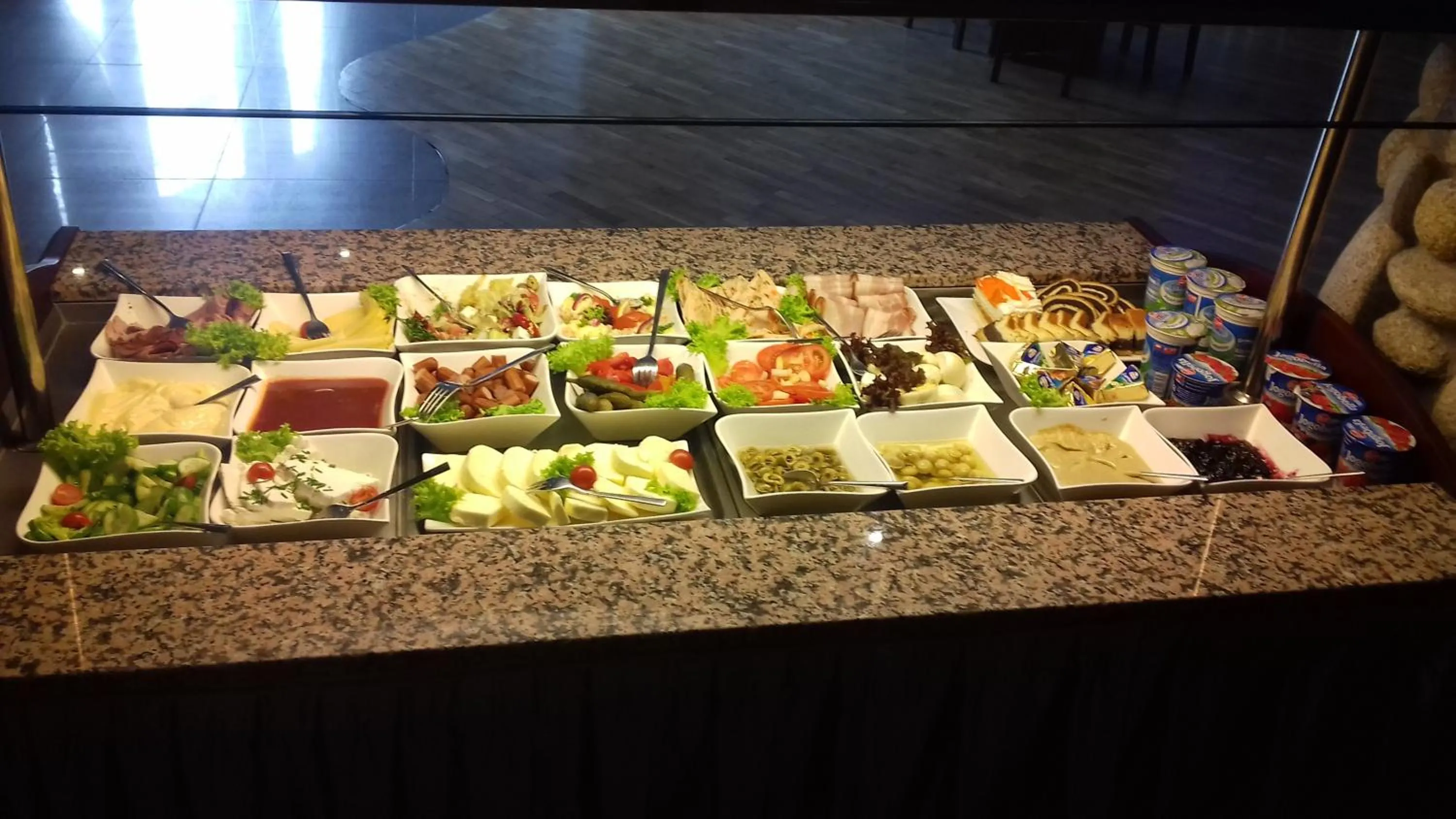 Buffet breakfast in Hotel Prymus