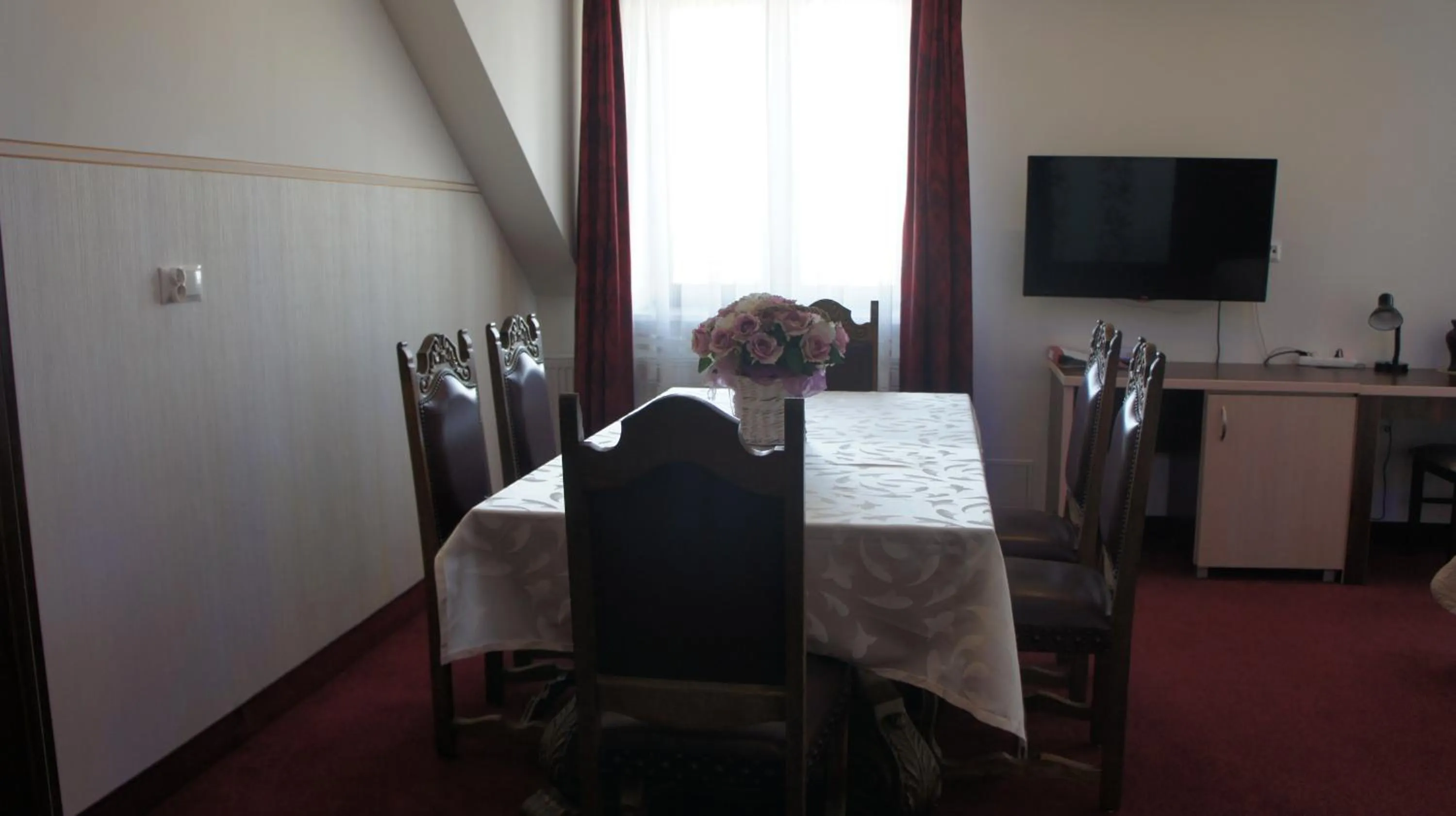 Photo of the whole room in Hotel Prymus