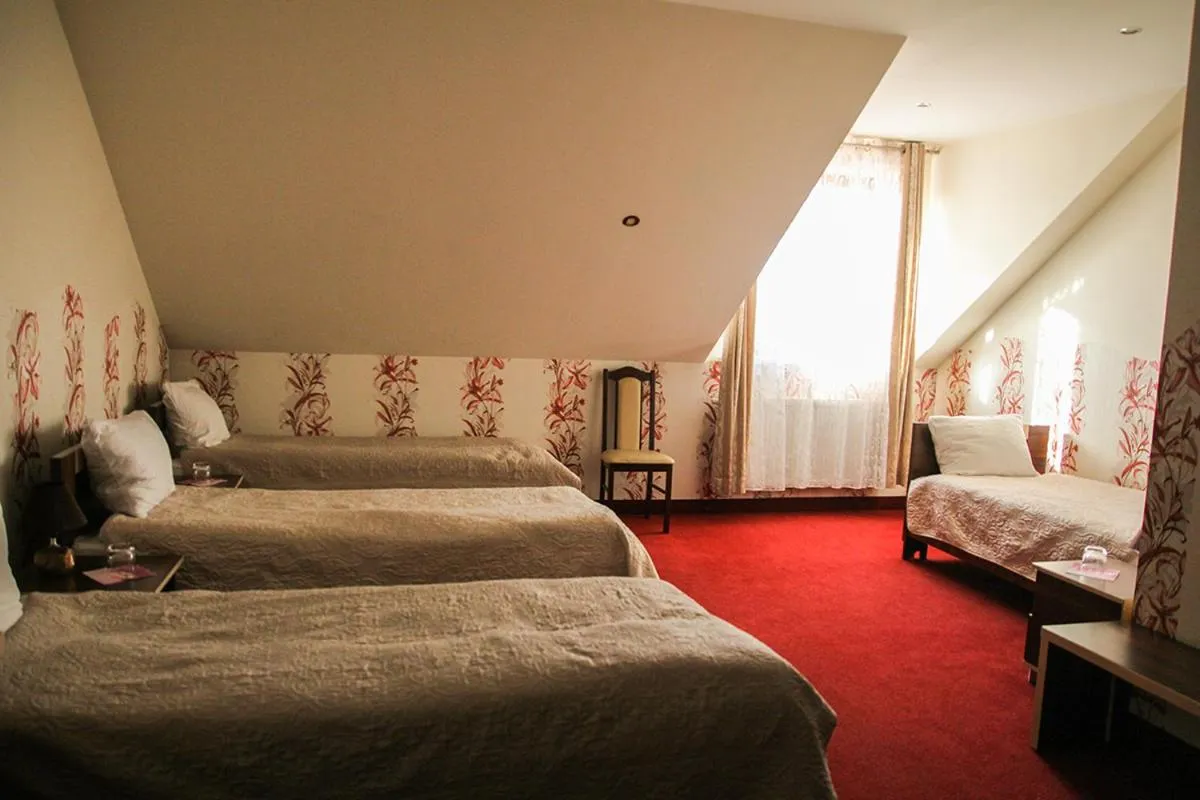 Comfort Quadruple Room in Prymus