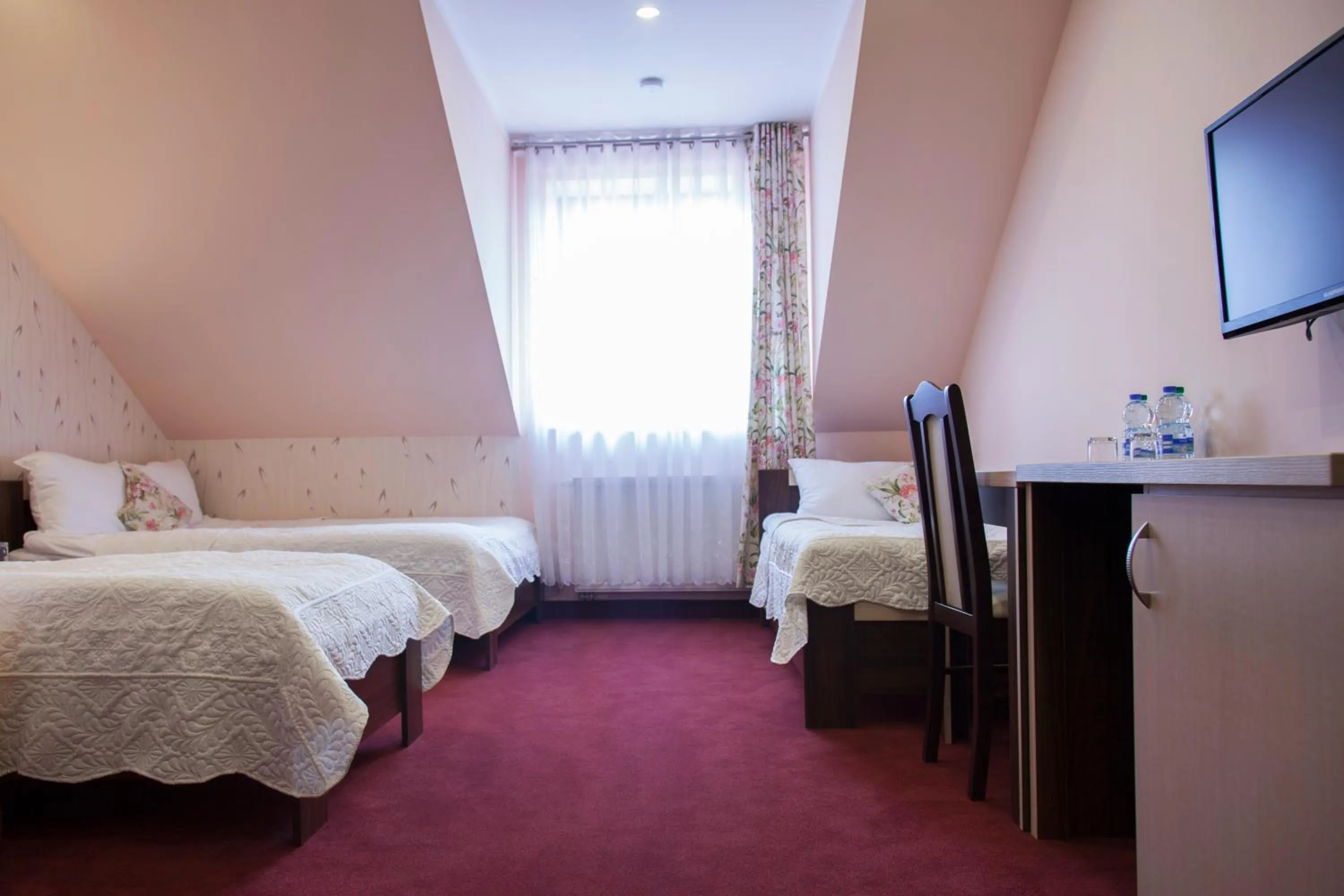 Photo of the whole room, Bed in Hotel Prymus