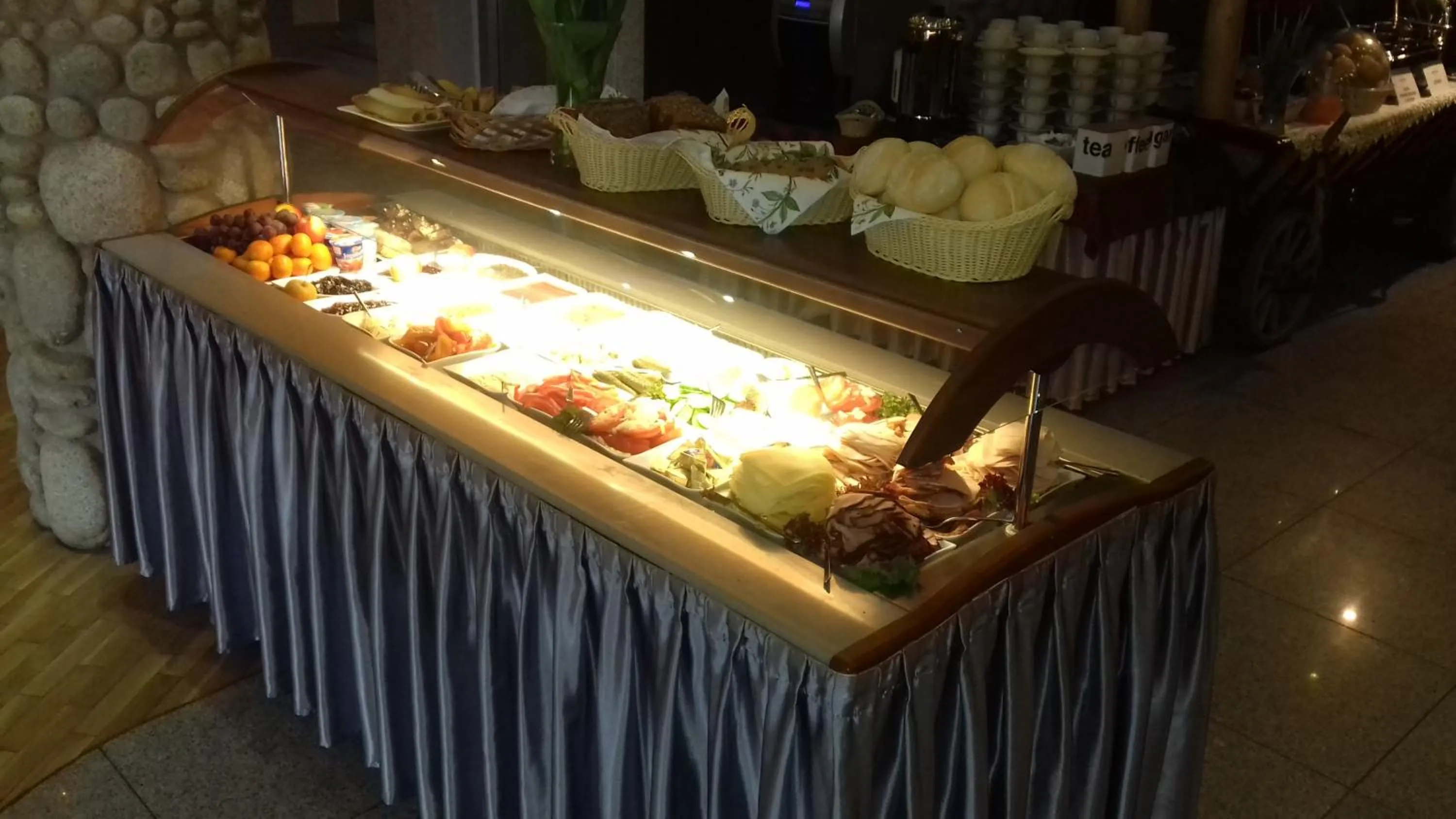 Buffet breakfast in Hotel Prymus