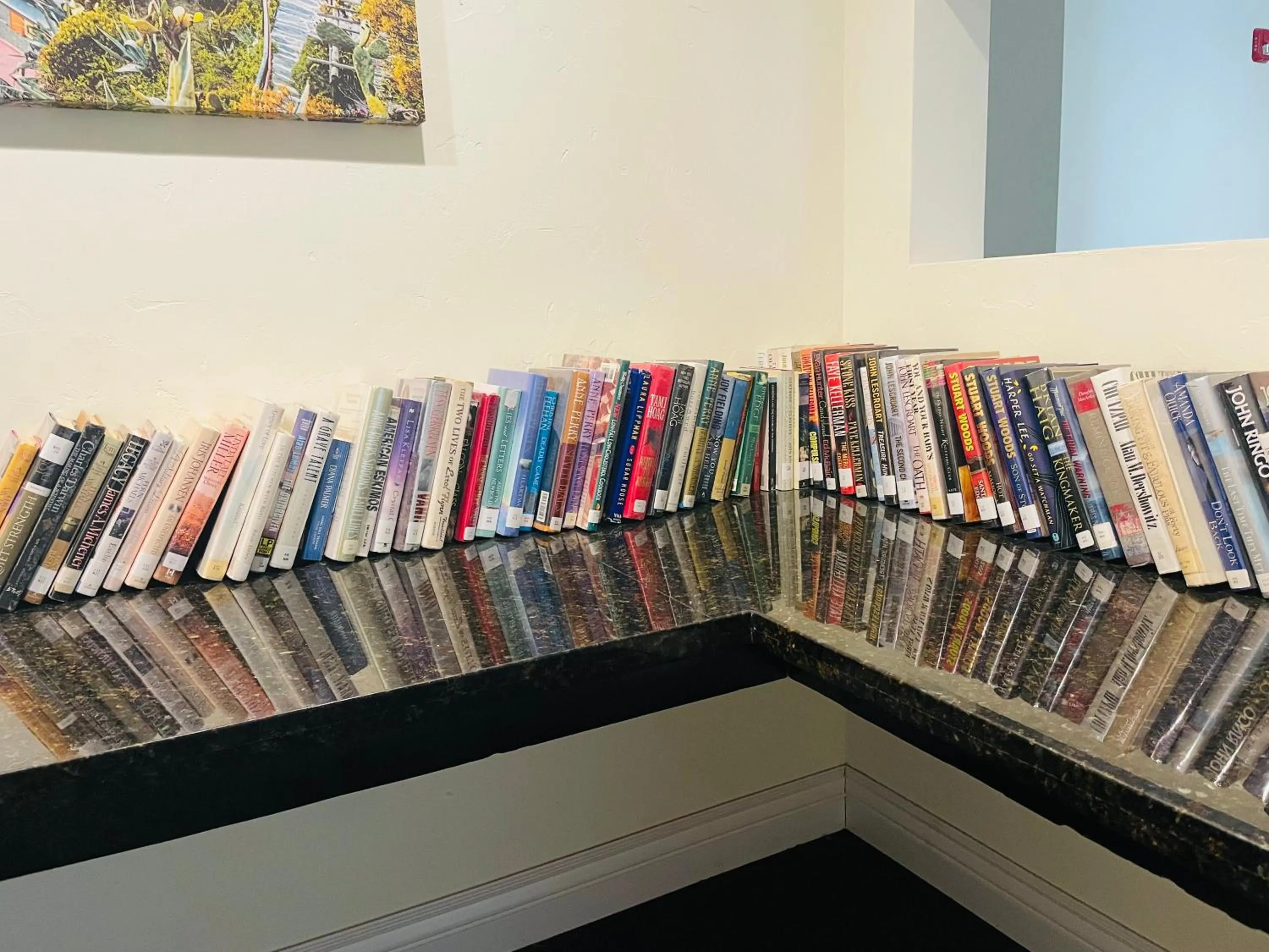 Library in FairBridge Inn & Suites Cuero