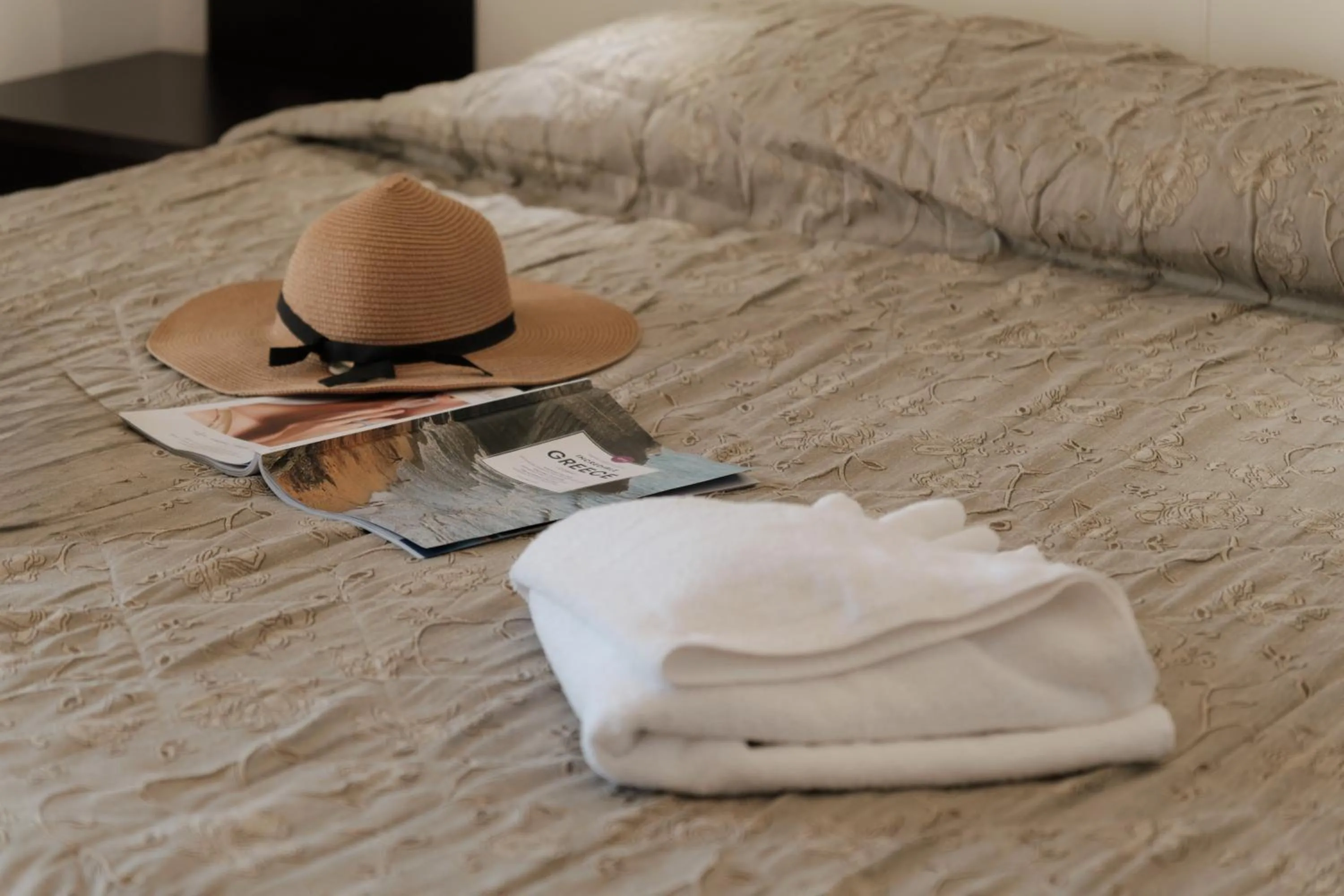 Bed in Zeus Throne Suites