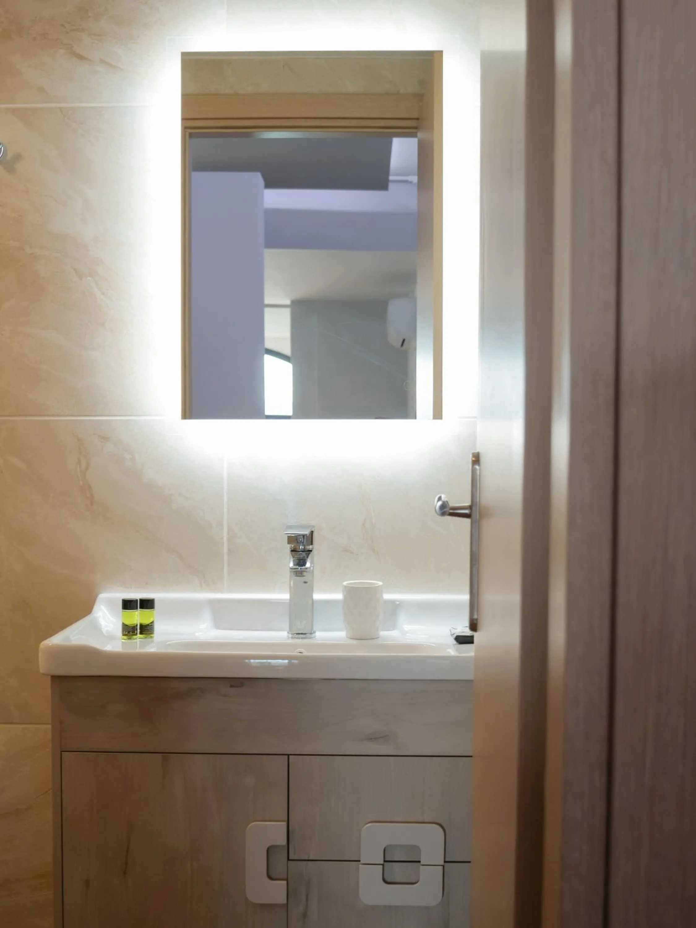 Bathroom in Zeus Throne Suites