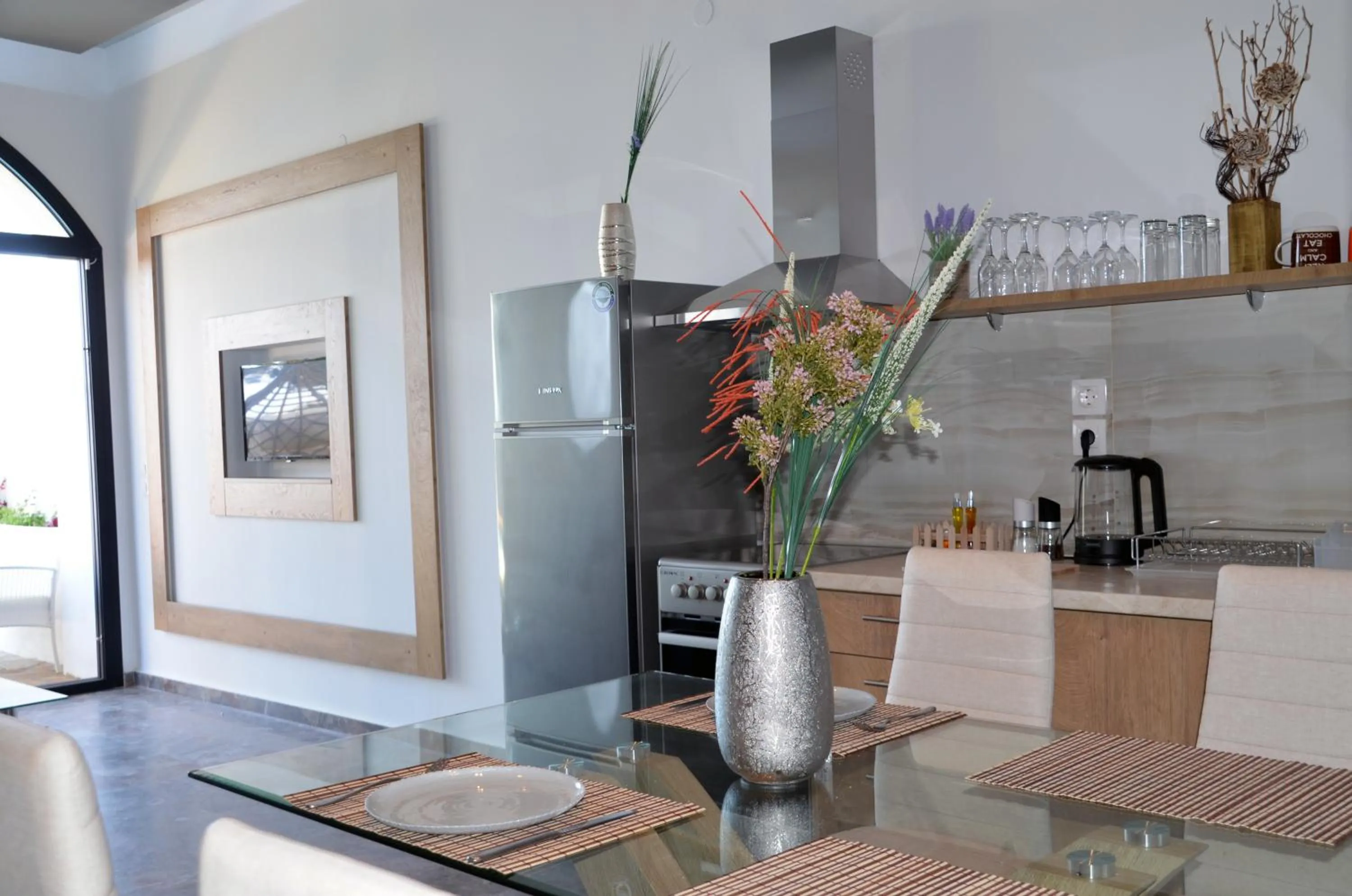 Kitchen or kitchenette in Zeus Throne Suites