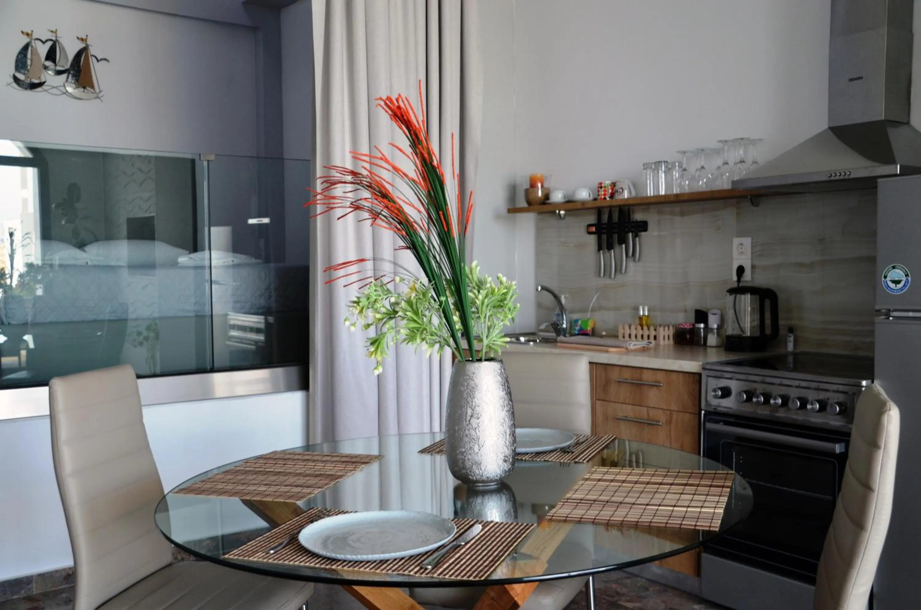 Dining area in Zeus Throne Suites