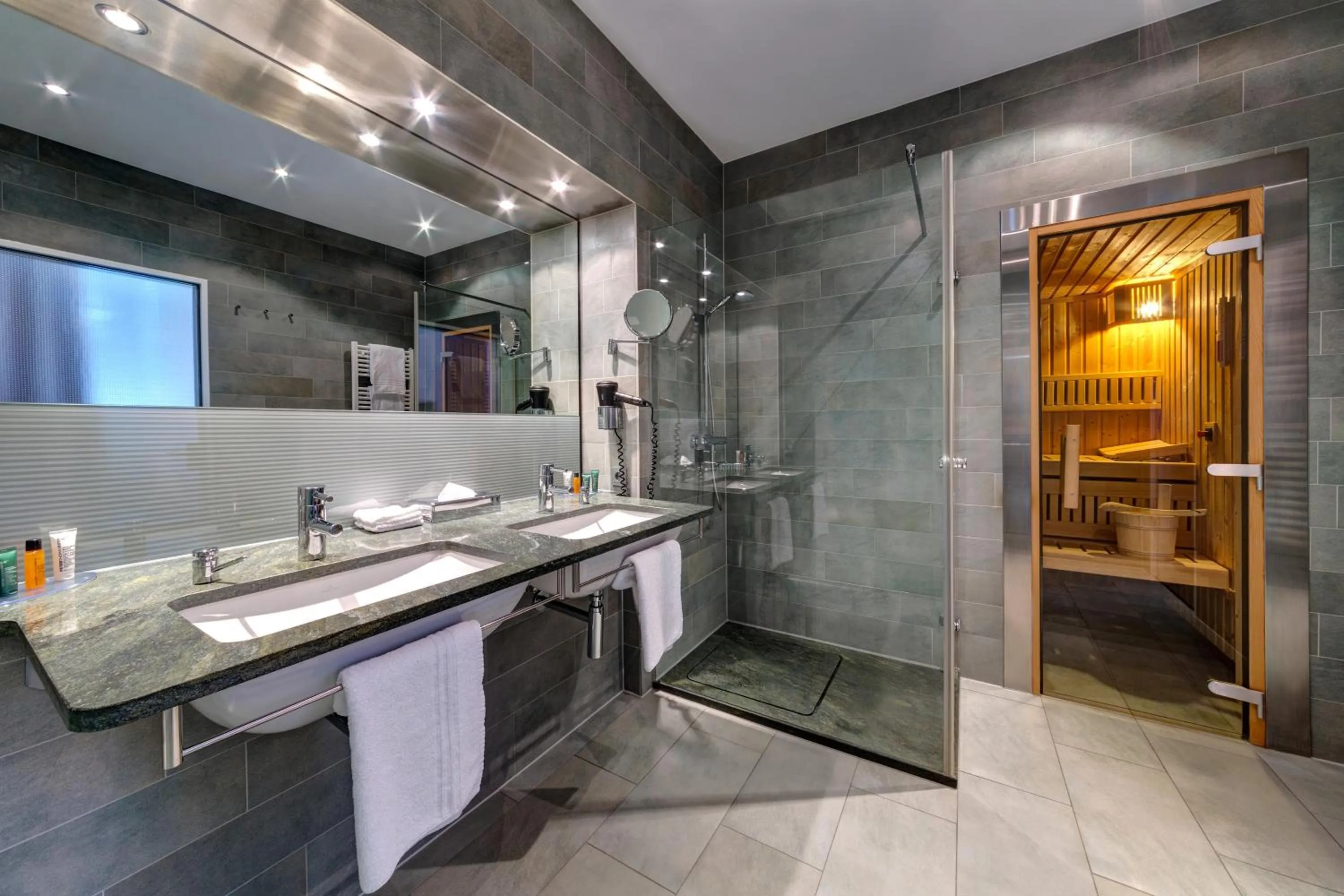 Bathroom in Hilton Garden Inn Stuttgart NeckarPark