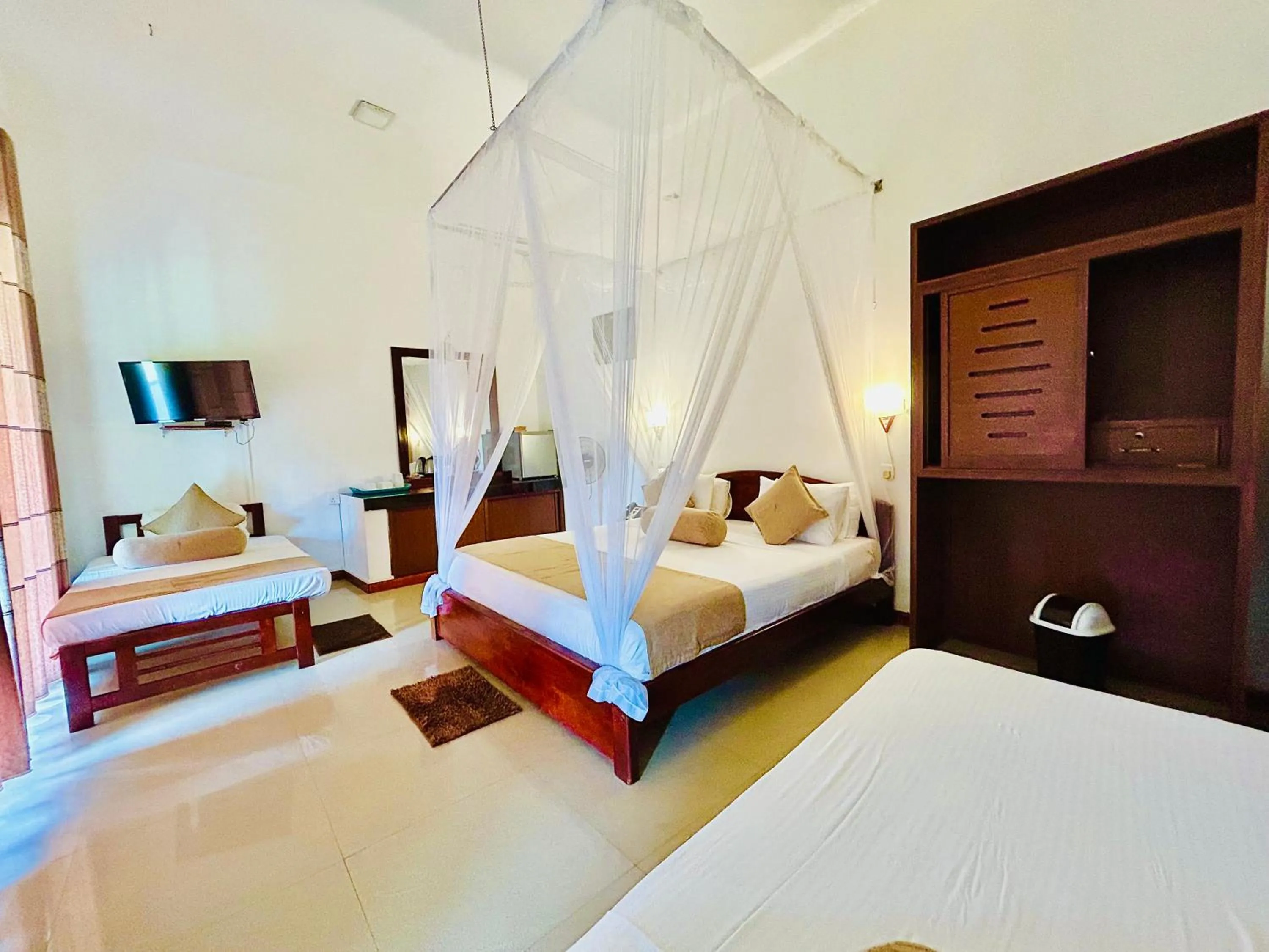 Bed in Hotel Ella`s Edge